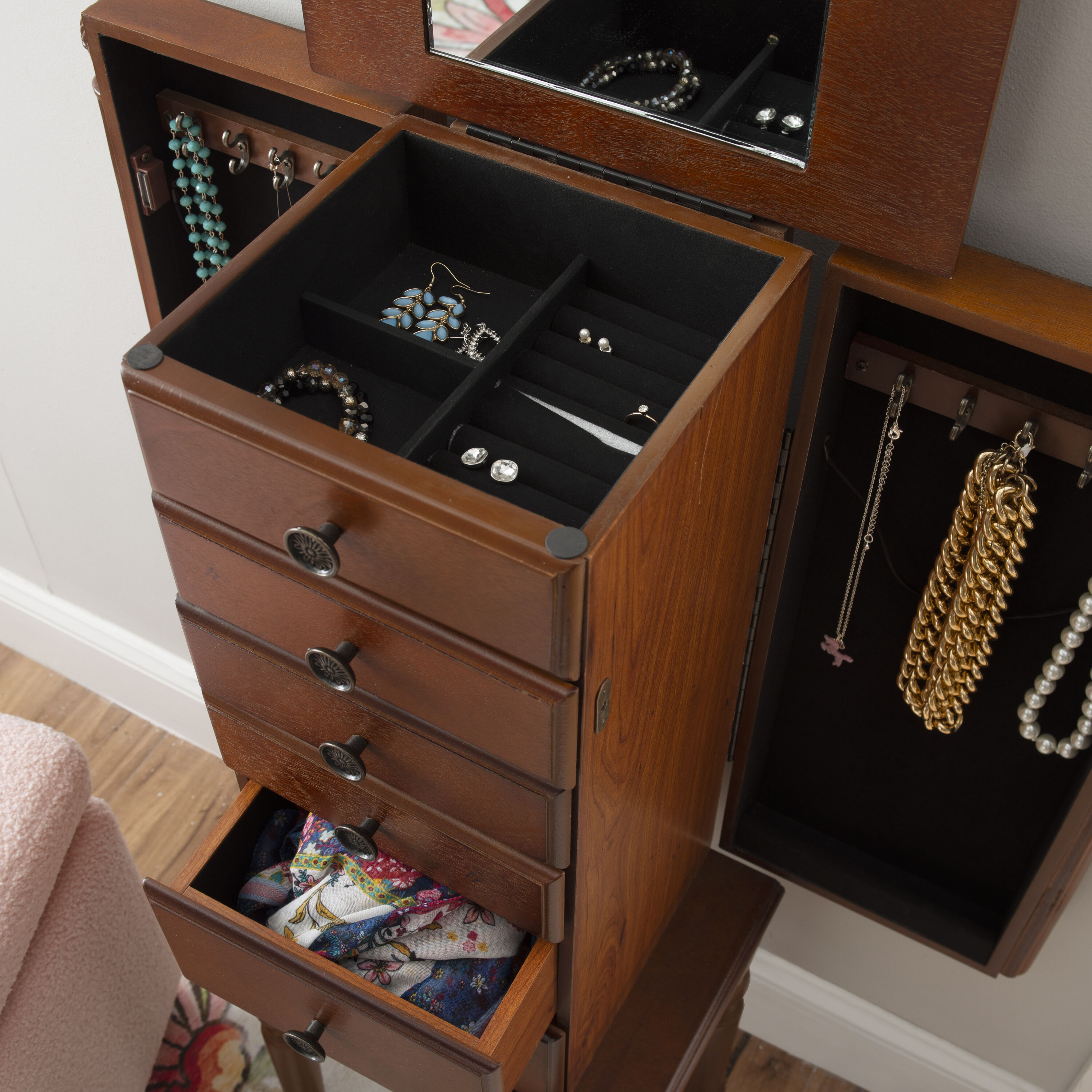 *BRAND NEW* Jewelry 2024 cabinet