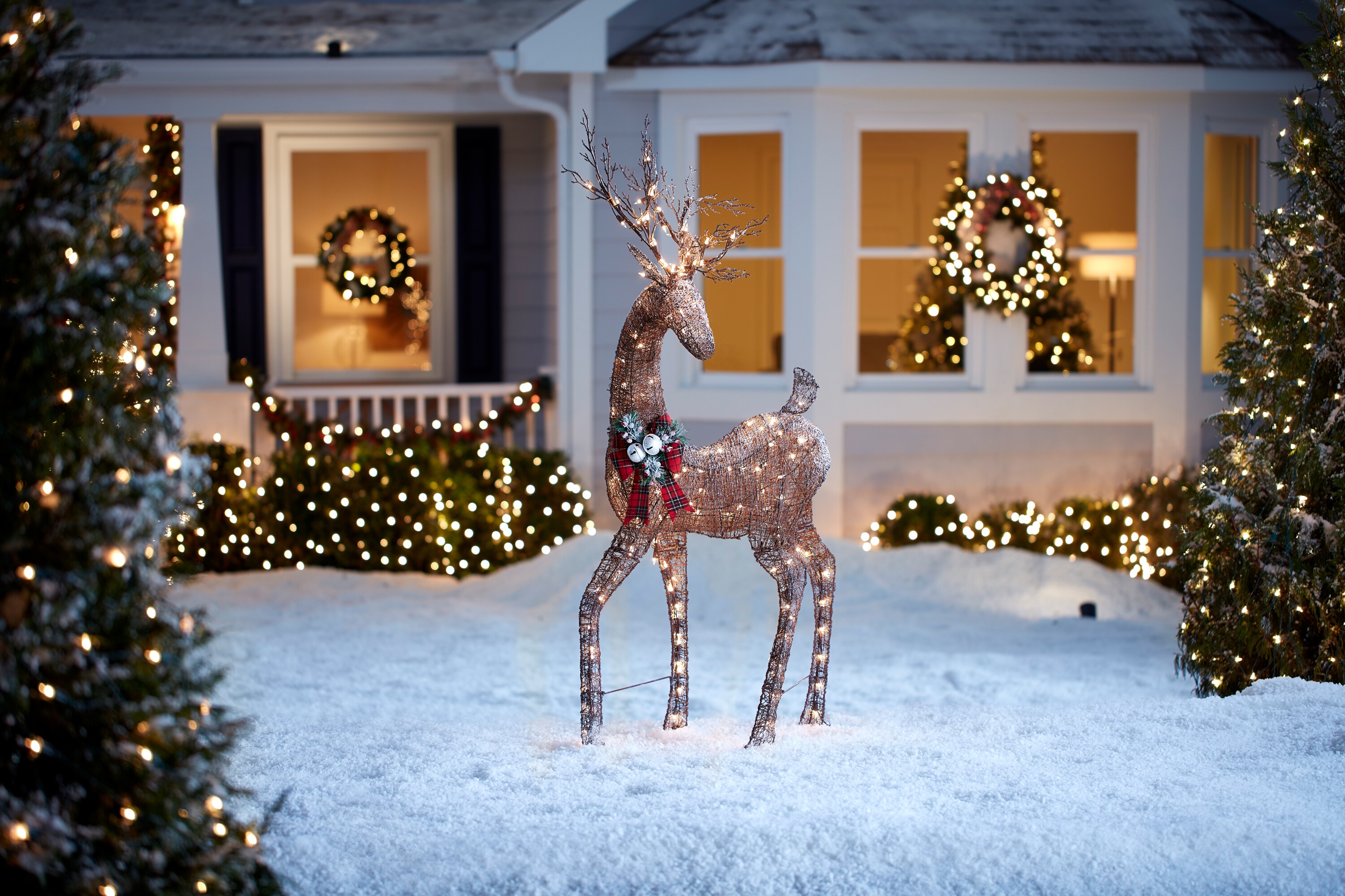 Holiday Living 4.83-in Reindeer with White Incandescent Lights at Lowes.com