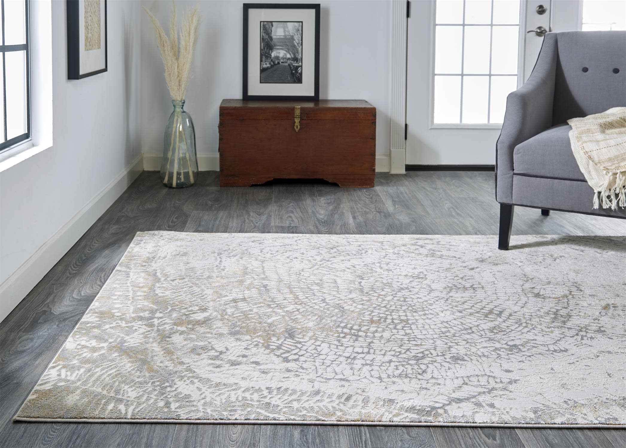 Ivory and Silver Abstract Viscose Area Rug 7.9x10