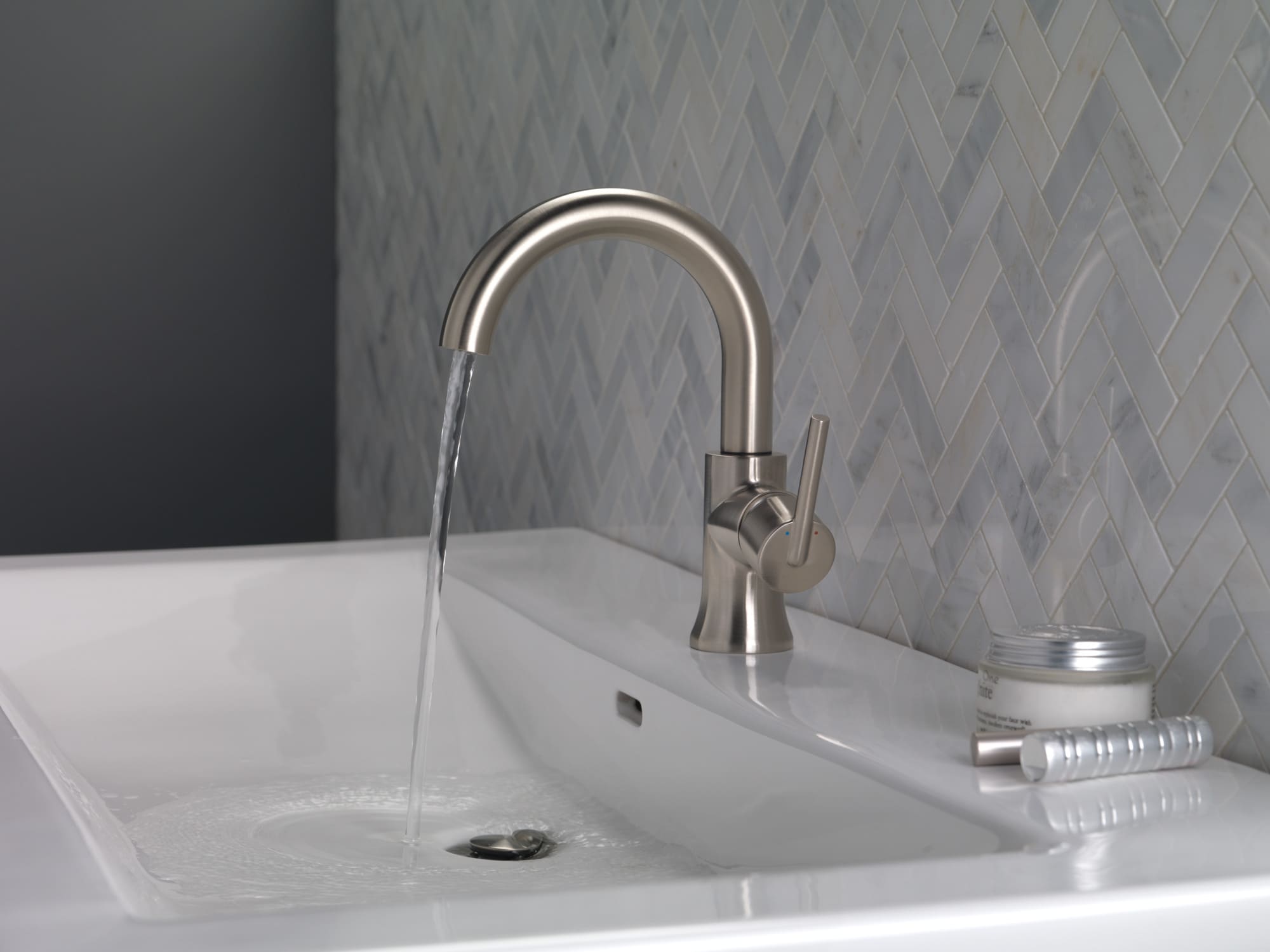 Delta 559HAR-SS-DST Lavatory-Faucets - View #2