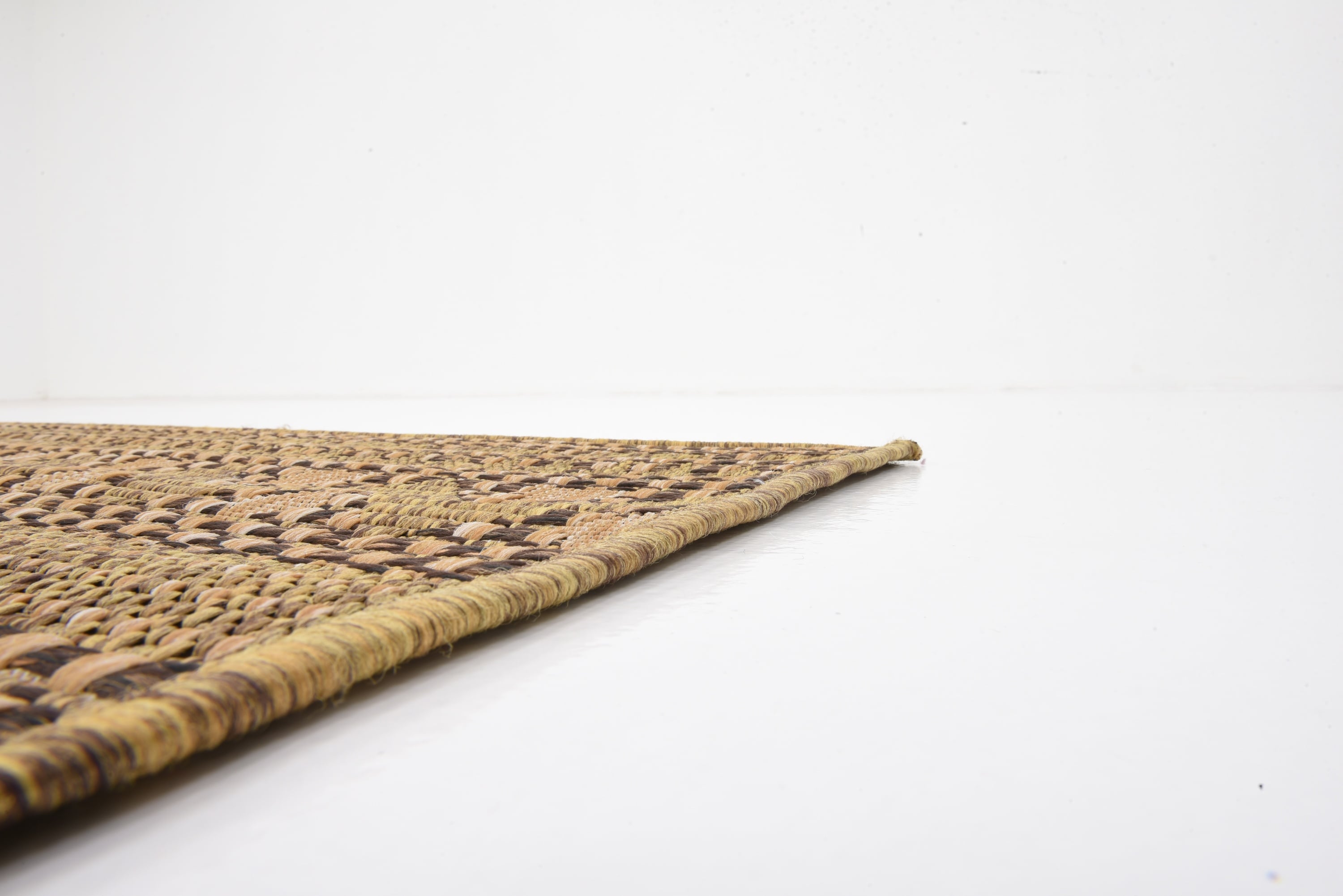 Modern Geometric Outdoor Rug in Light Brown, Stain-Resistant 7'x10'