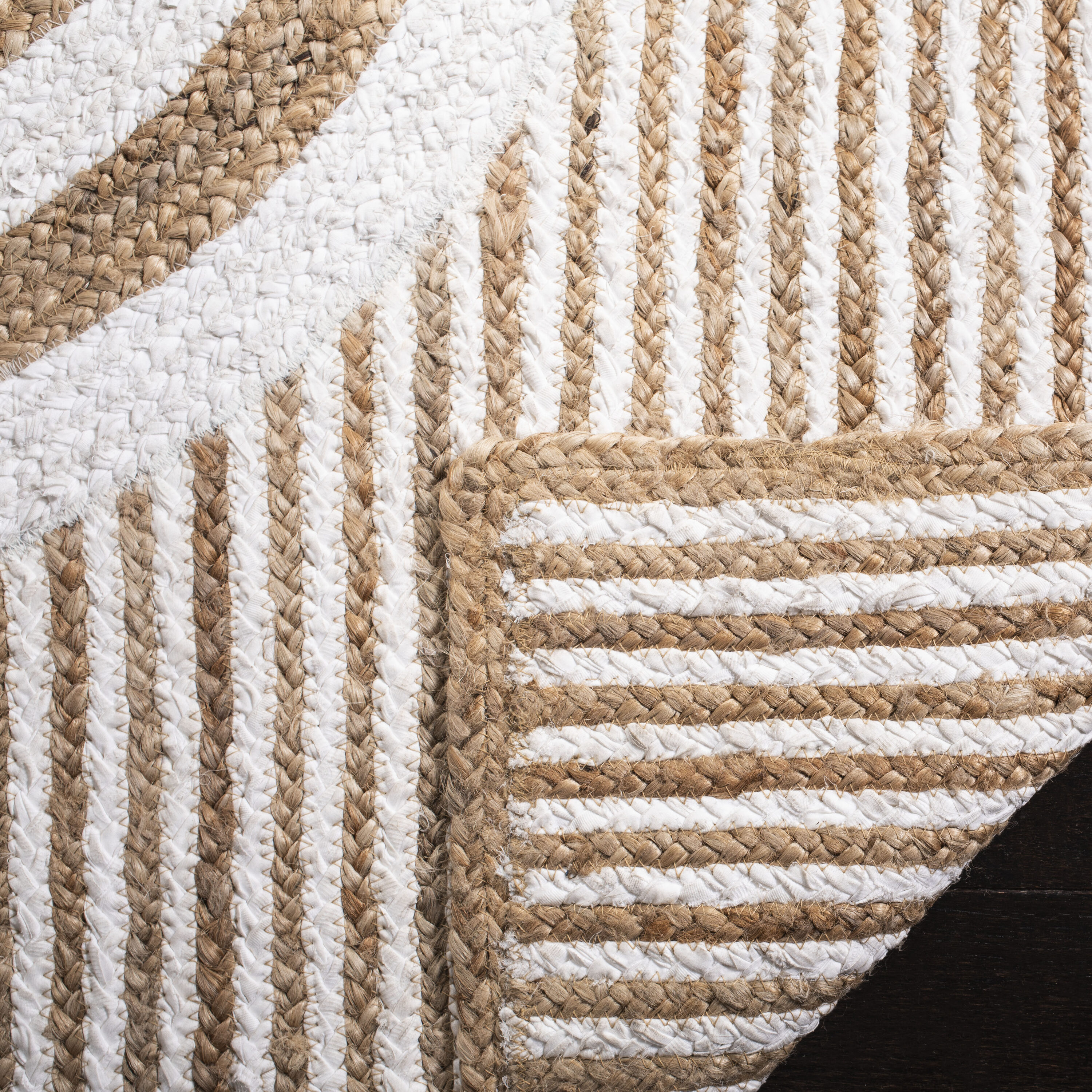 Safavieh NF901B-5 rugs - View #3