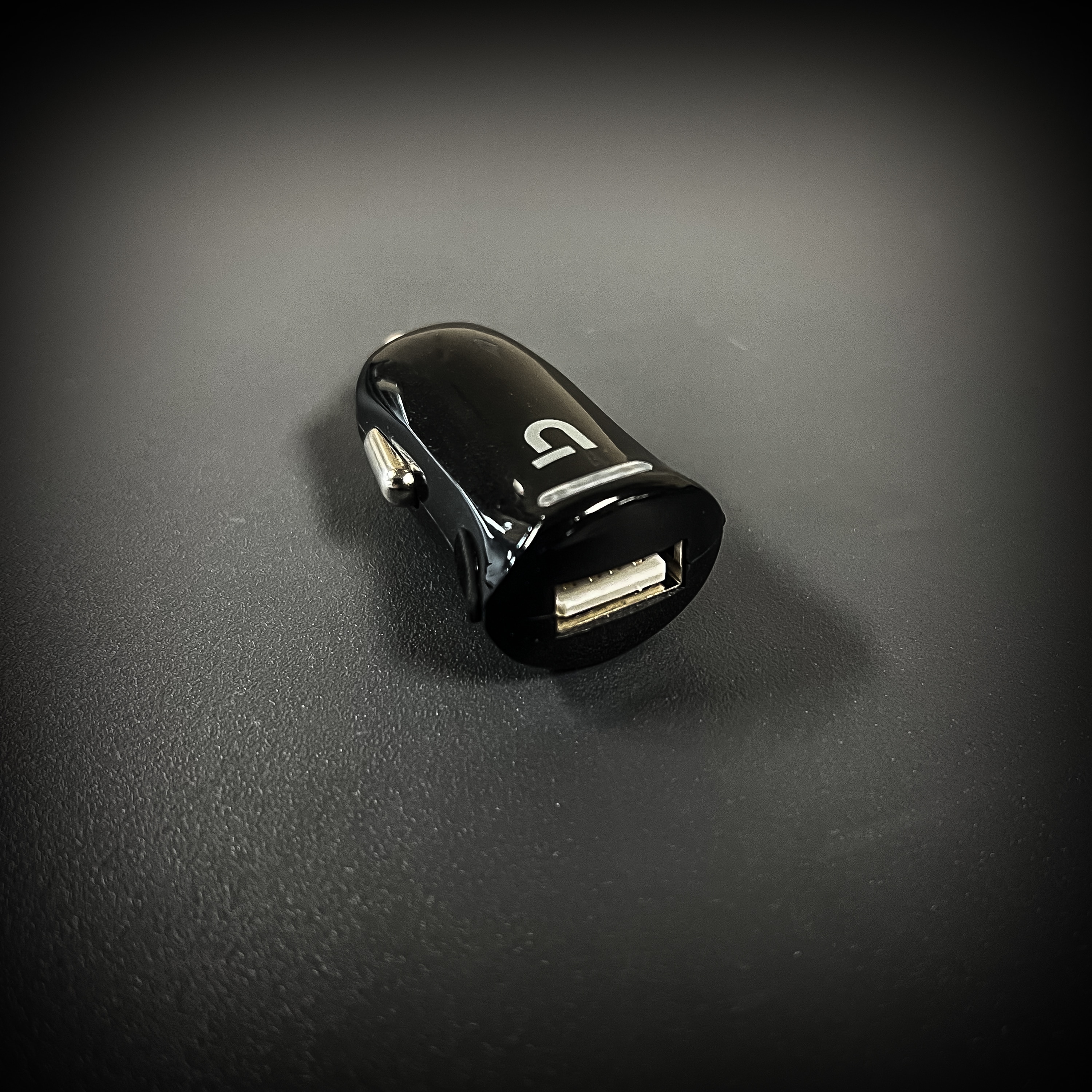 Utilitech 141 0402 UT2 Mobile-Device-Chargers - View #3