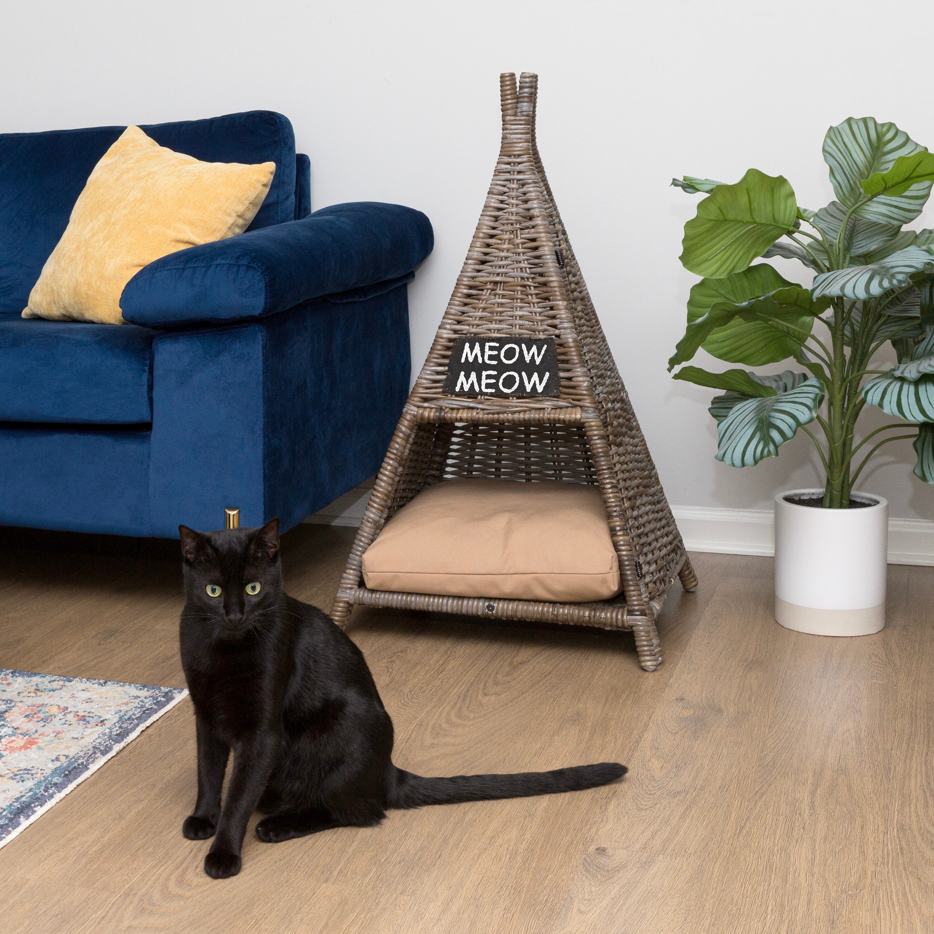 Small Kubu Gray Handwoven Rattan Triangle Cat Bed with Cushion