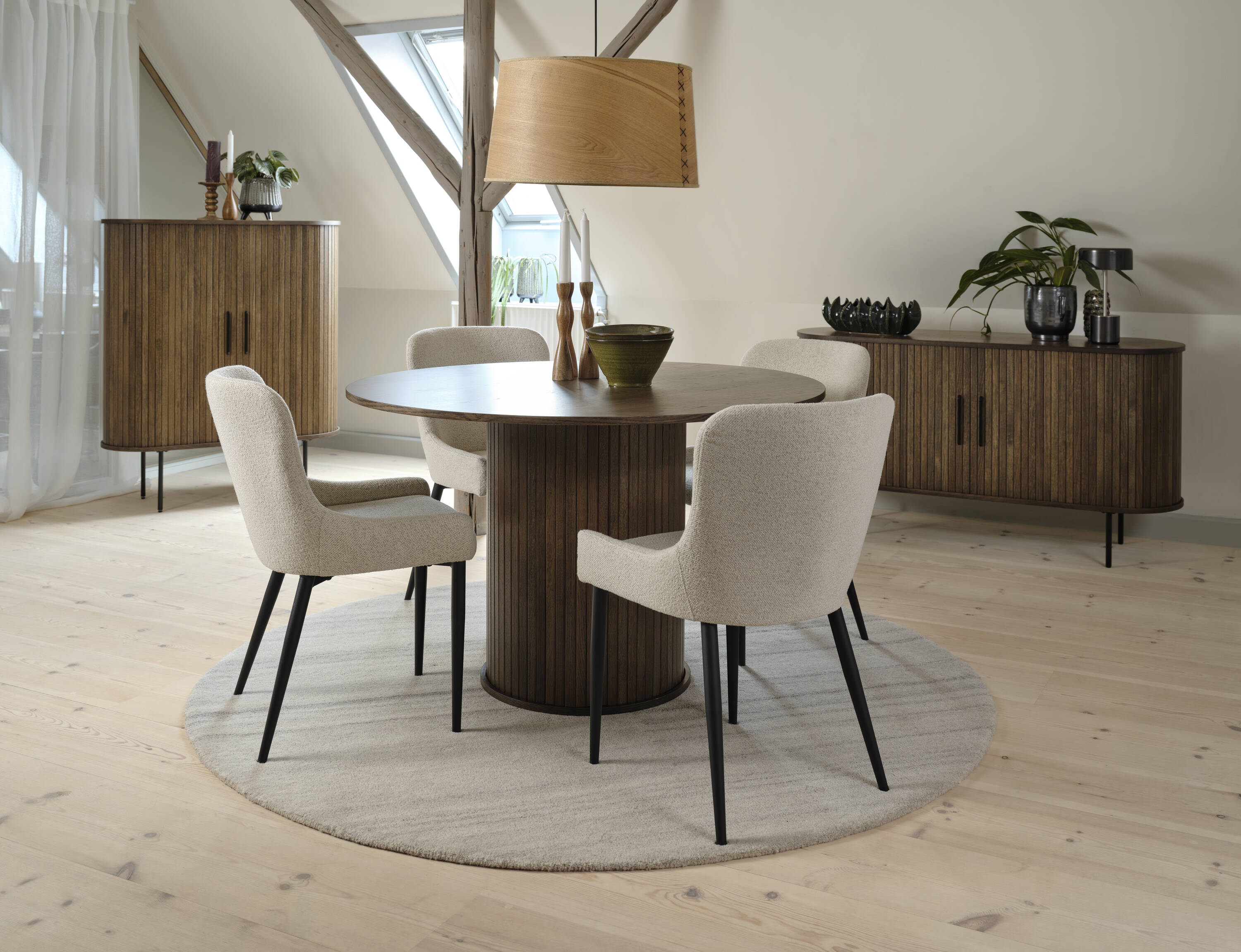  NL-4620-SMO Smoked Oak Round Contemporary/Modern Dining Table, Wood veneer with Smoked Oak Wood Pedestal Base 47.25-in L x 29.5-in H