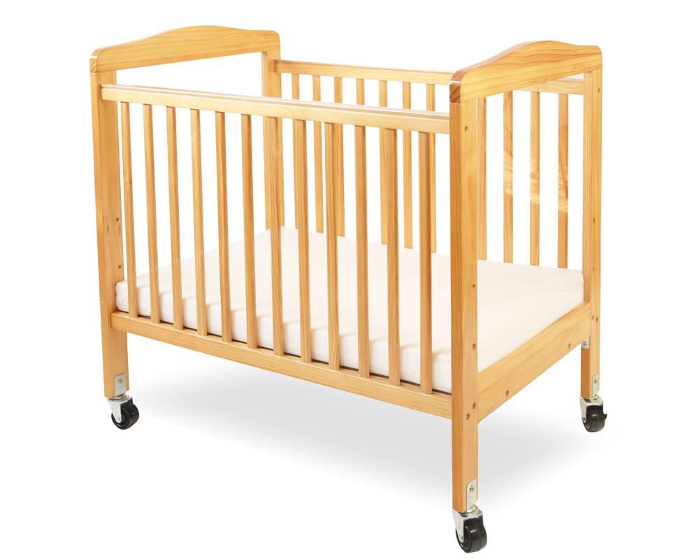 Mini crib clearance natural wood