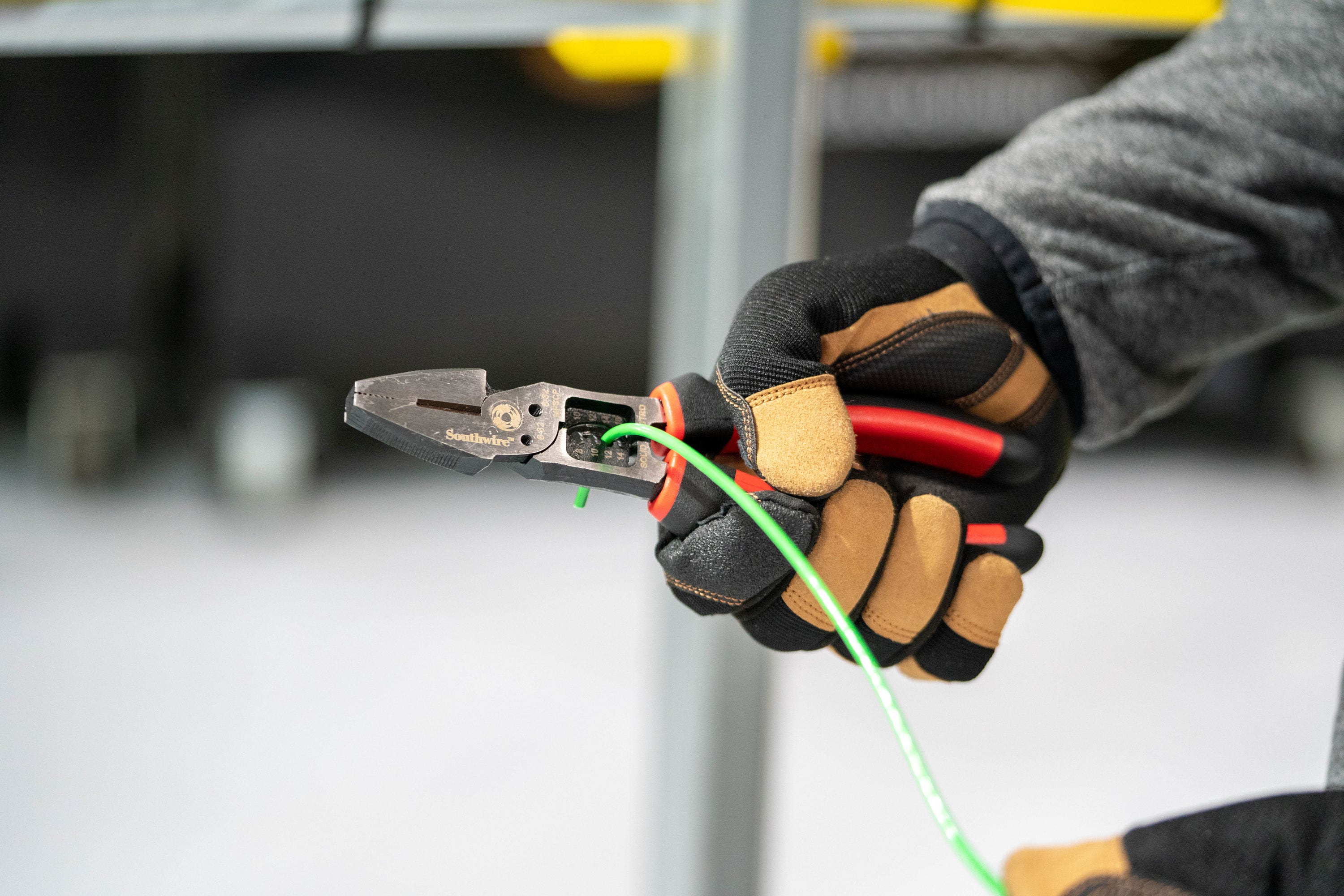 Southwire 59724440 sidecutters - View #4
