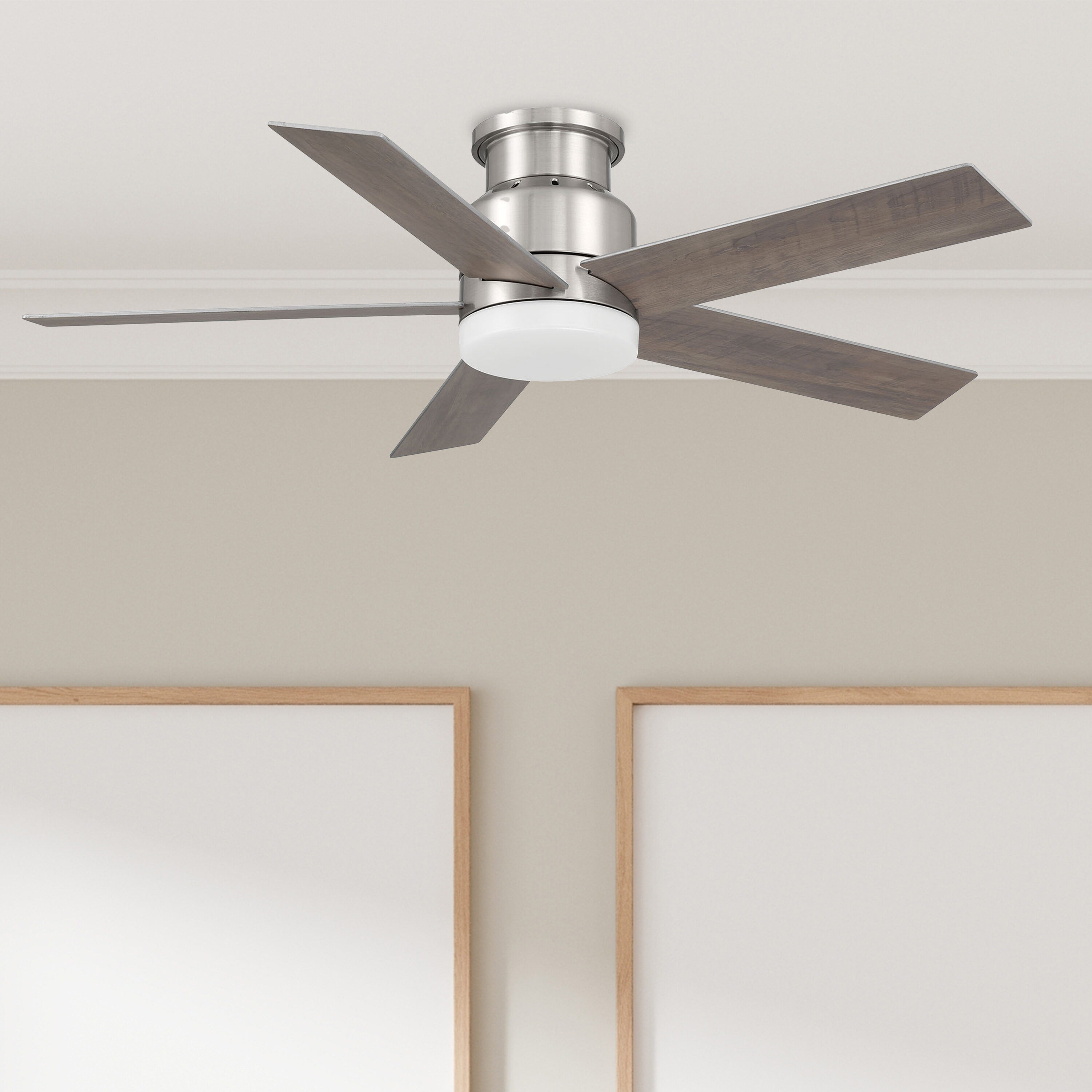 Harbor Breeze AR13-44BN Bristle 44-in Integrated LED Flush Mount Brushed Nickel with Matte Silver Blades Ceiling Fan With Light - Remote Included ( 5 -Blade )