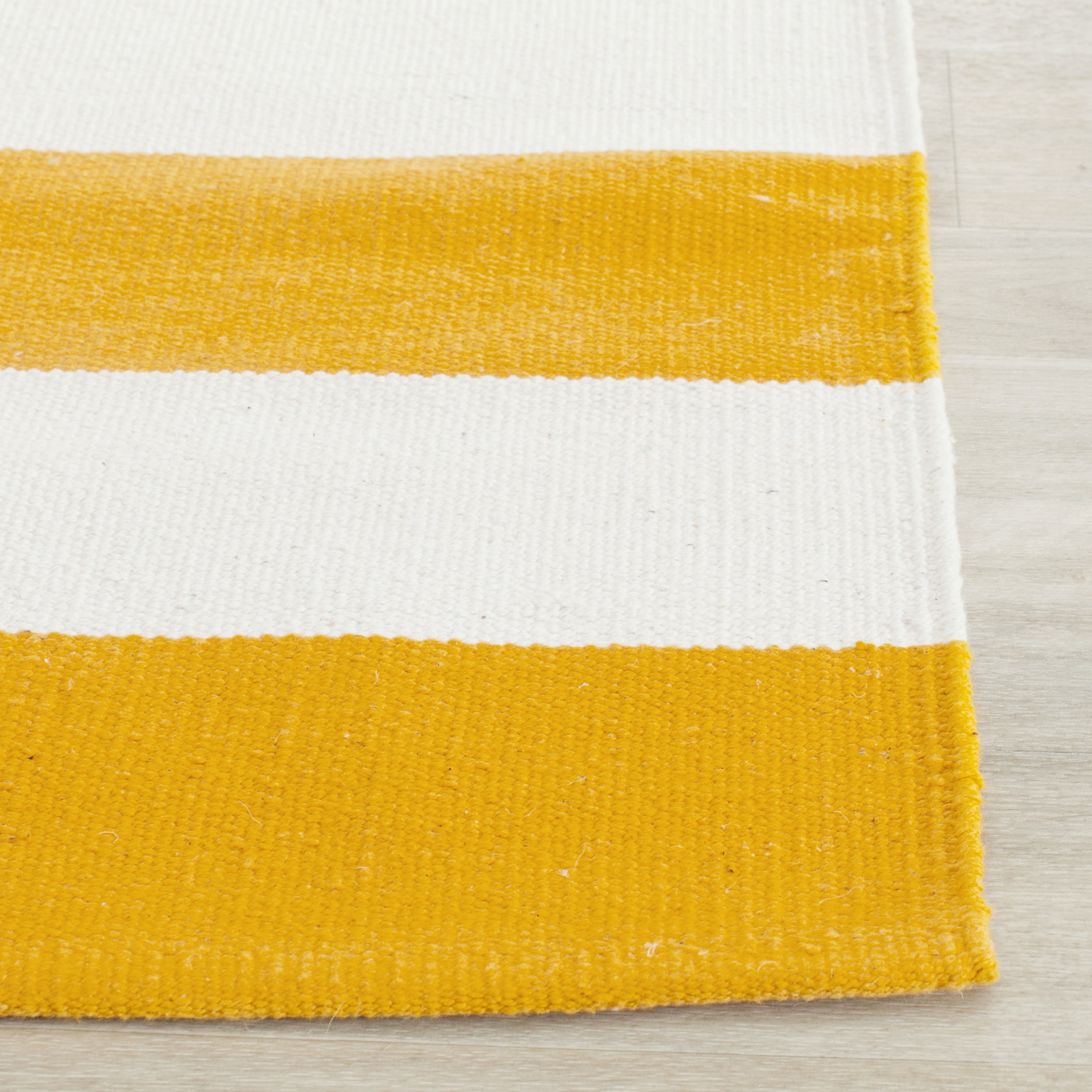 Safavieh MTK712A-27 rugs - View #3