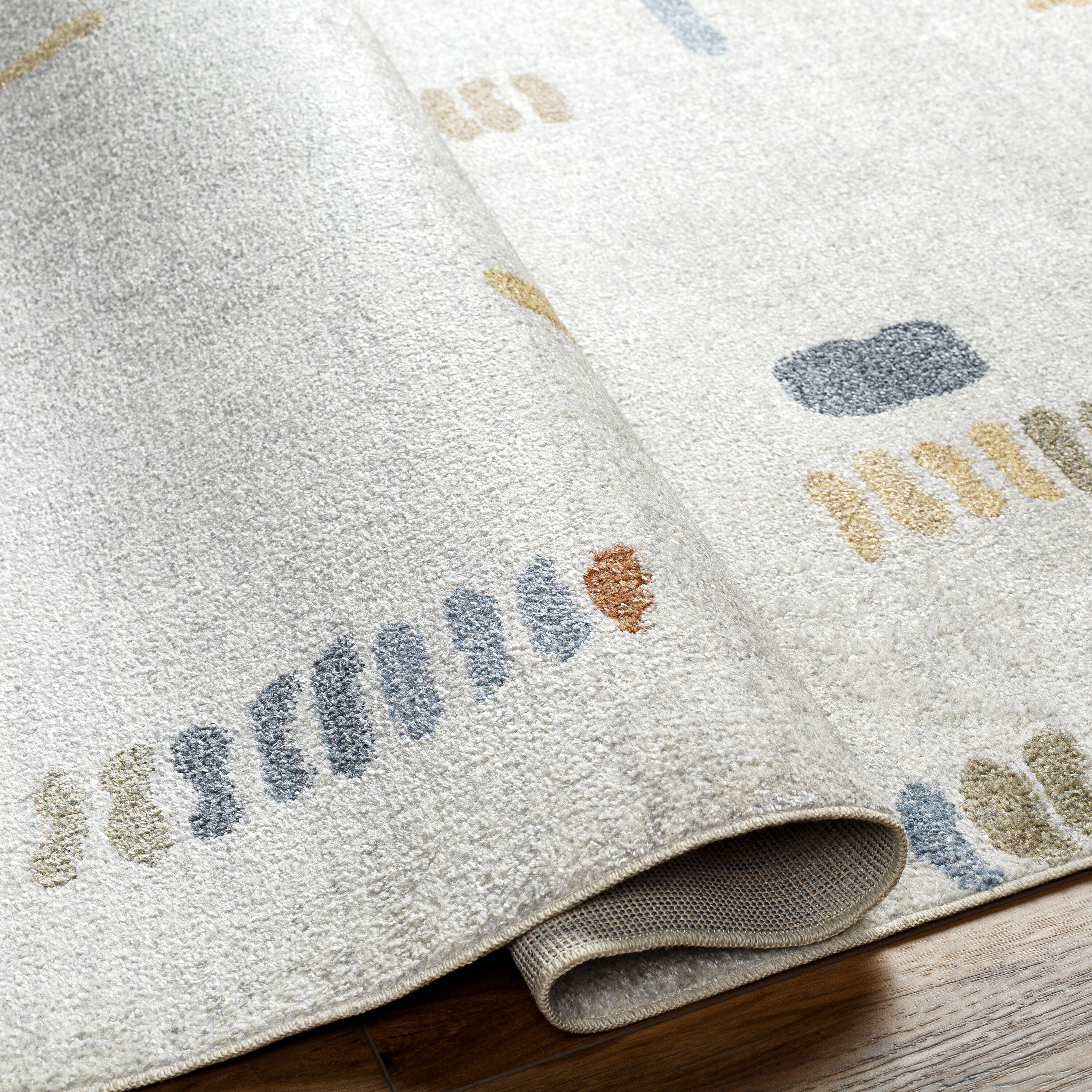 Livabliss LLL2313-67RD rugs - View #4