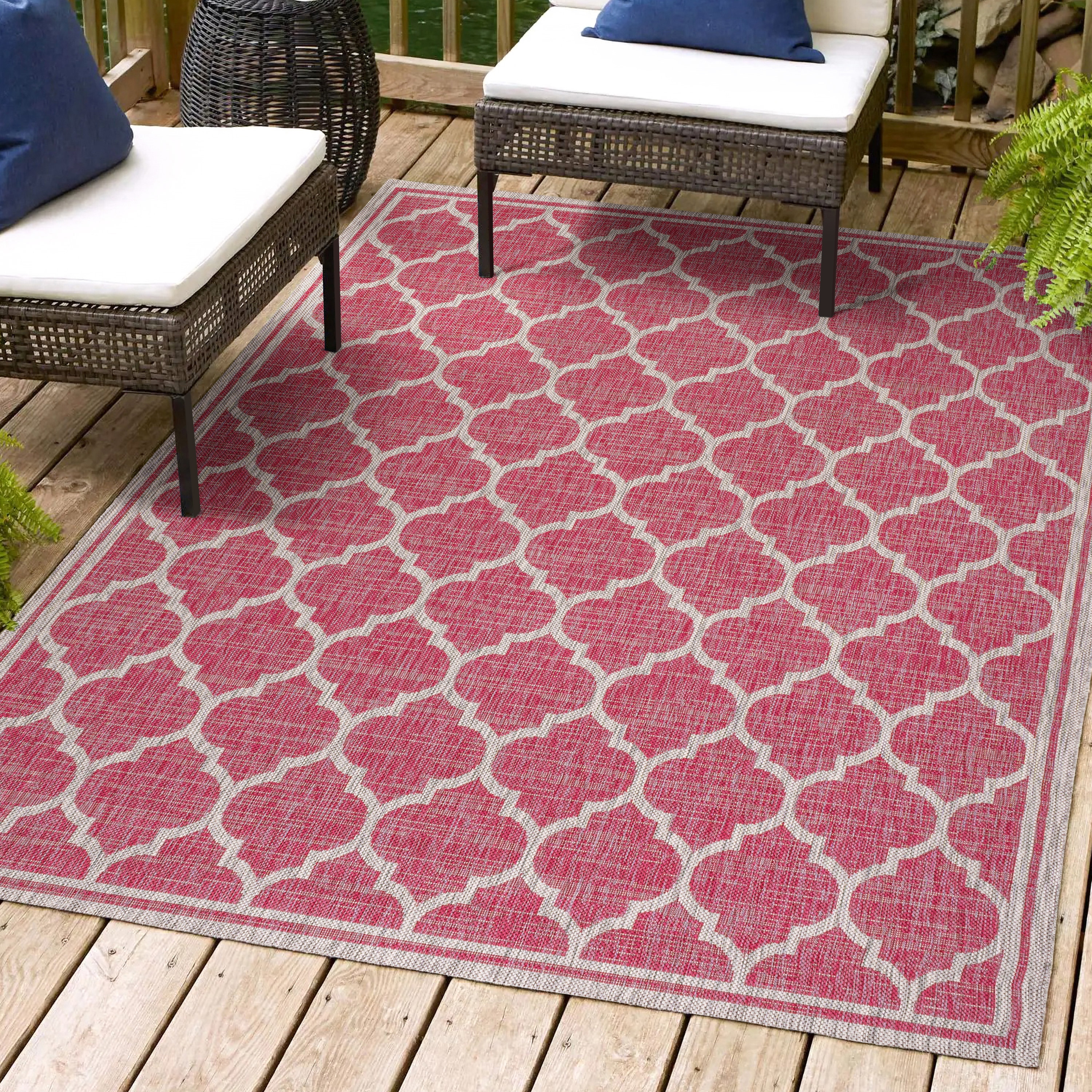 JONATHAN  Y SMB109H-4 Santa Monica Trebol Filigree Textured Weave 4 x 6 (ft) Loomed Polypropylene Fuchsia/Light Gray Rectangular Indoor/Outdoor Border Coastal Area rug