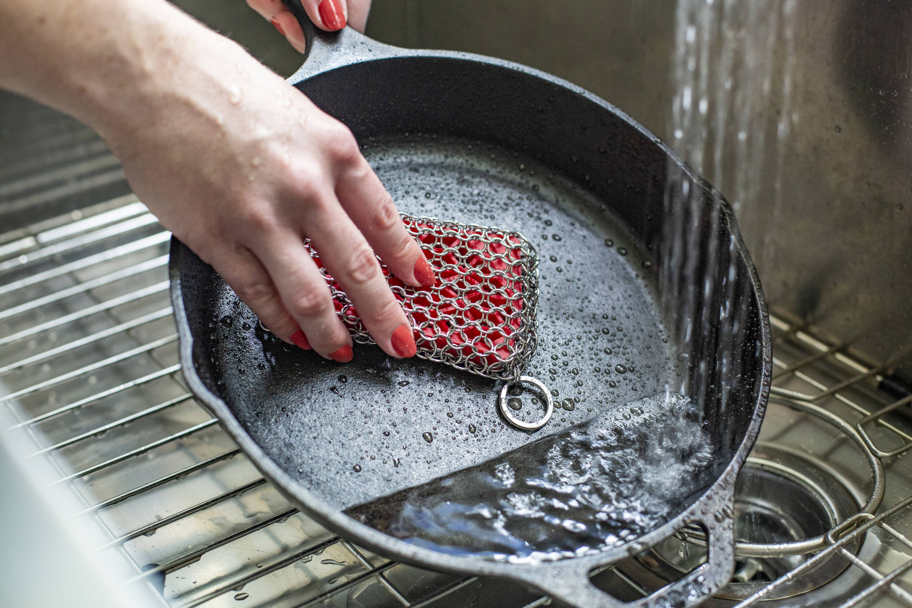Lodge Cast Iron Lodge Classic Stainless Steel Cleaning Pad at