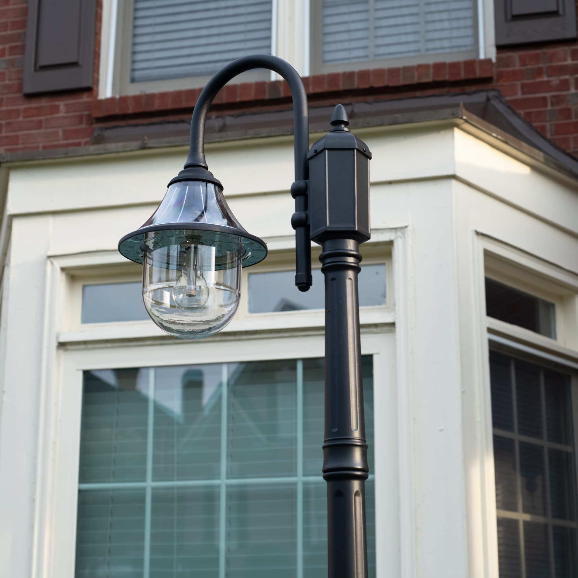 Gama Sonic 123BM50001 Orion 94.63-Inches H Black Solar LED Post light