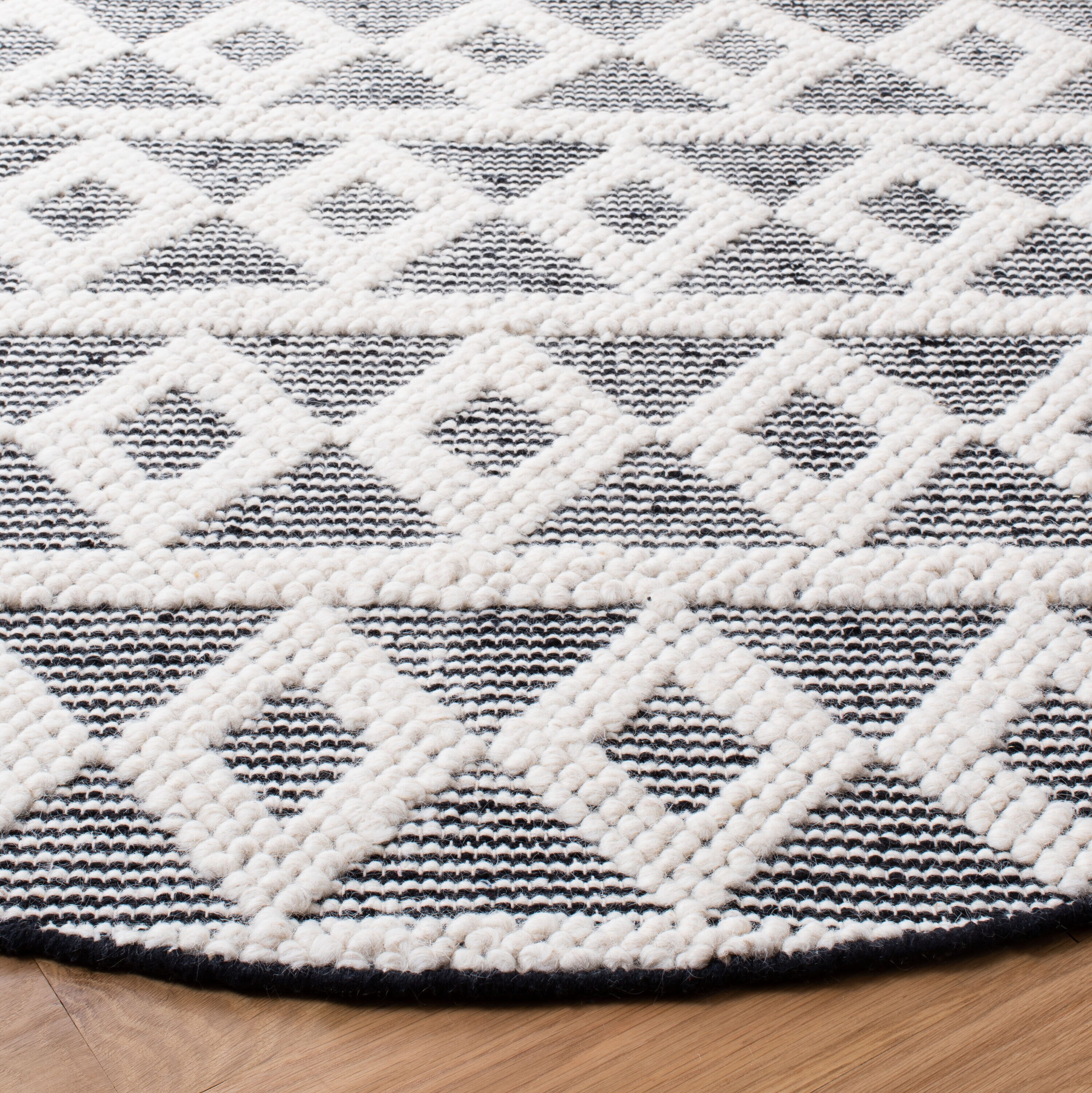Safavieh NAT479A-6R rugs - View #3