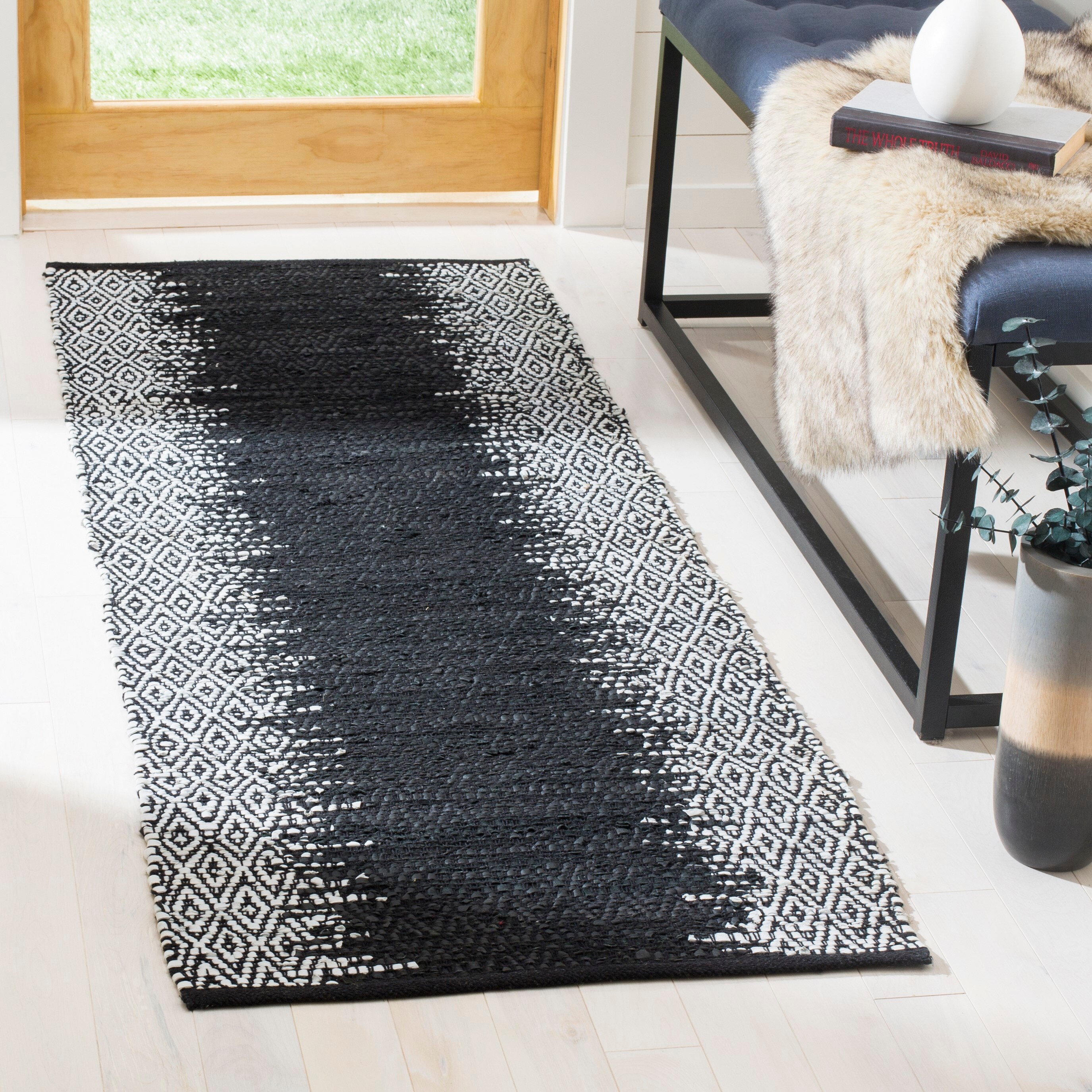 Safavieh VTL389C-29 Vintage Leather Hanna 2 x 9 (ft) Leather Light Gray/Black Rectangular Indoor Coastal Runner rug