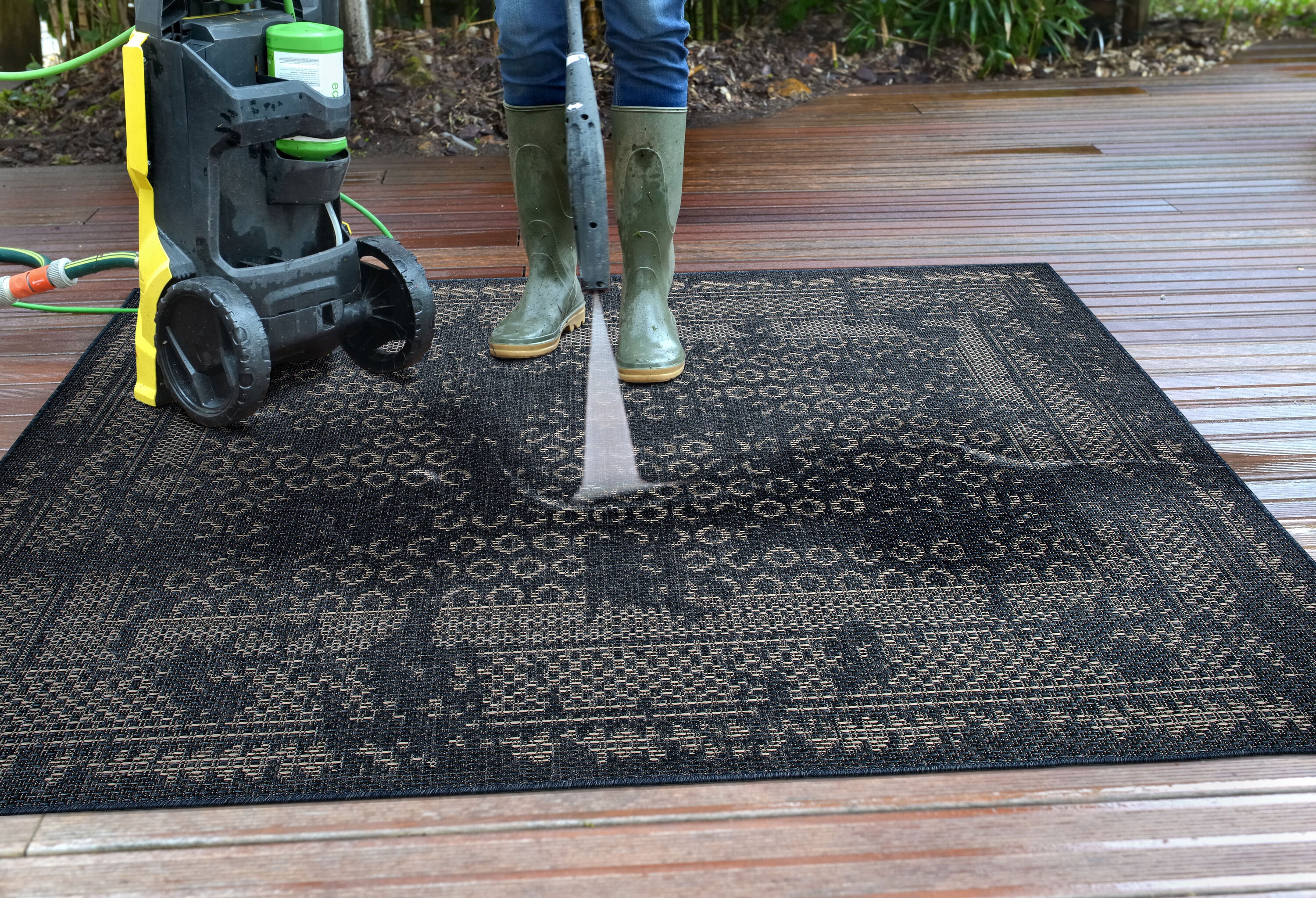 Blue Geometric Synthetic Flat Woven 5' x 7' Area Rug