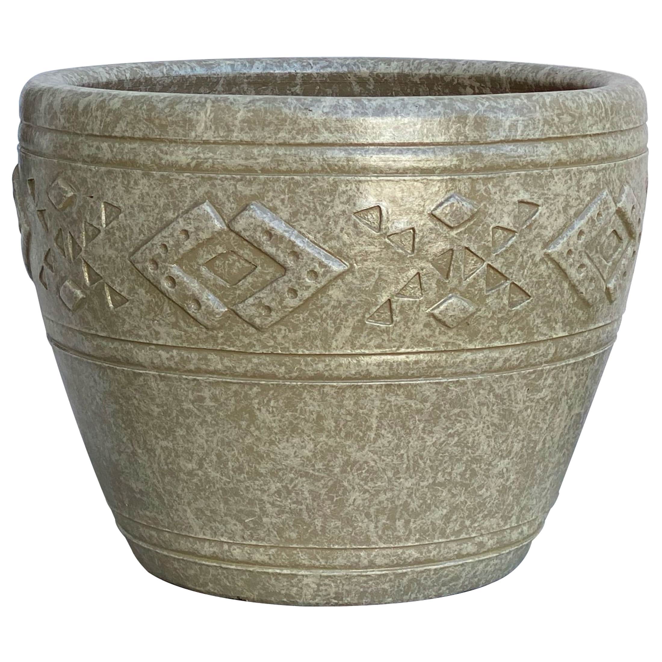 Style Selections CR01974N-13W Round 13.5-in W Large Off-white Clay Indoor/Outdoor Planter with Drainage Holes