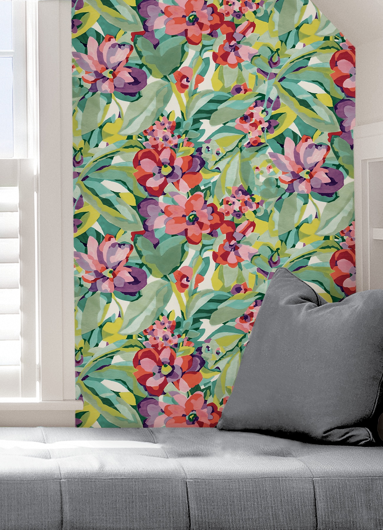 Multicolor Vinyl Floral Peel and Stick Wallpaper Roll