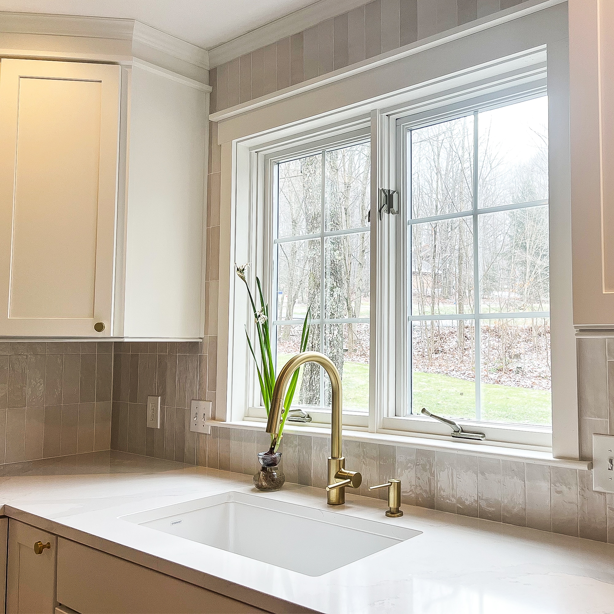 SINKOLOGY SK474-23FC-WH Kitchen-Sinks - View #5