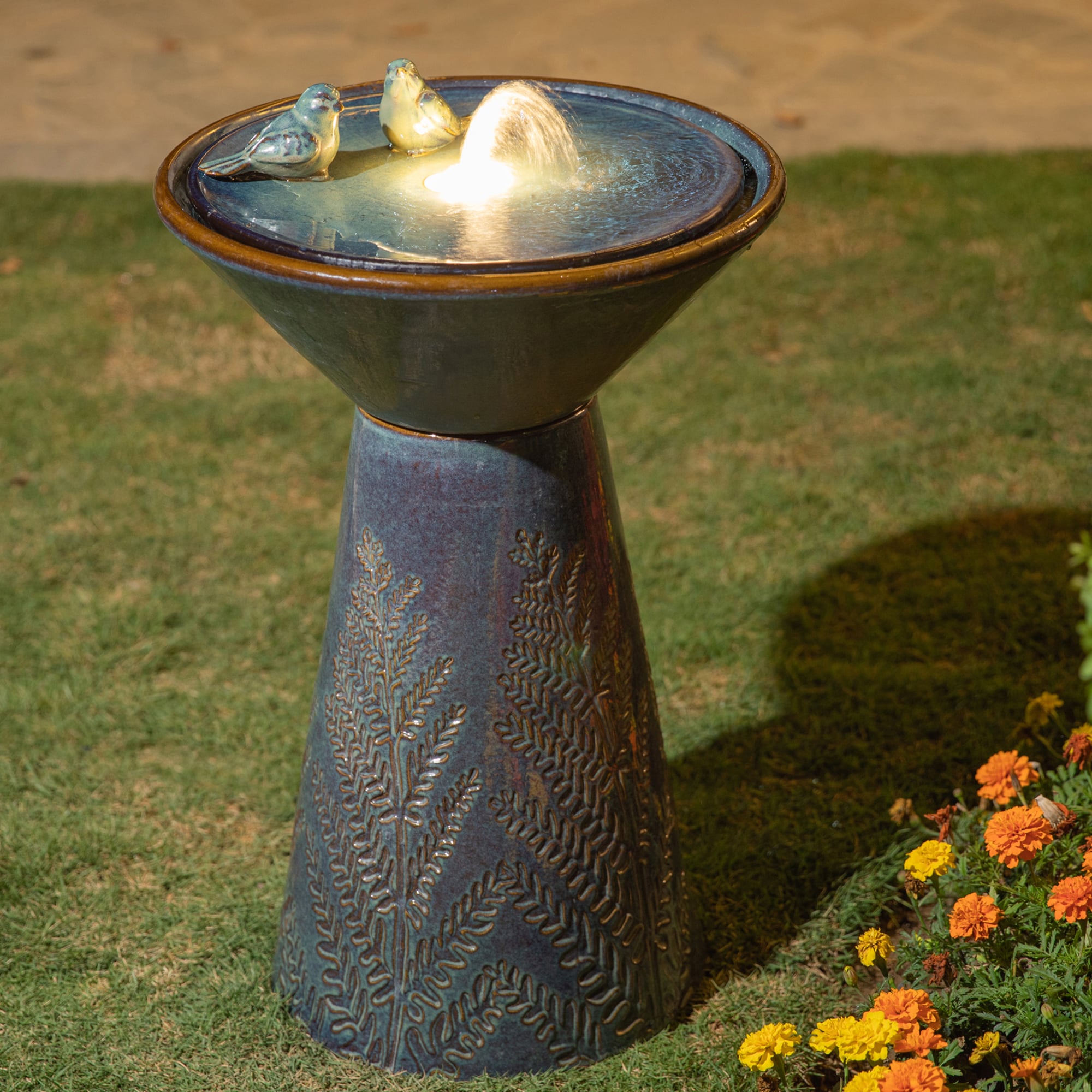 Glitzhome 27.5-in H Ceramic Tiered Fountain Outdoor Fountain Pump ...