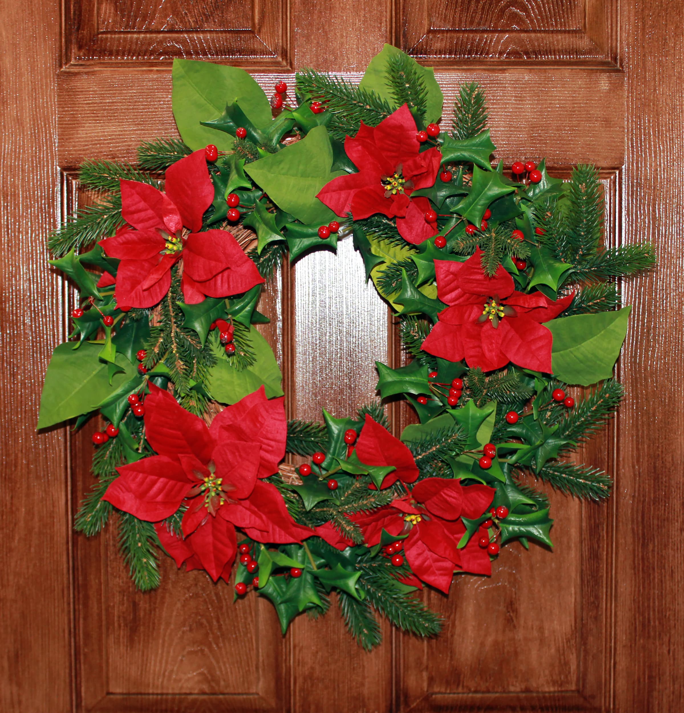 Worth Imports 9926 Artificial-Christmas-Wreaths - View #4
