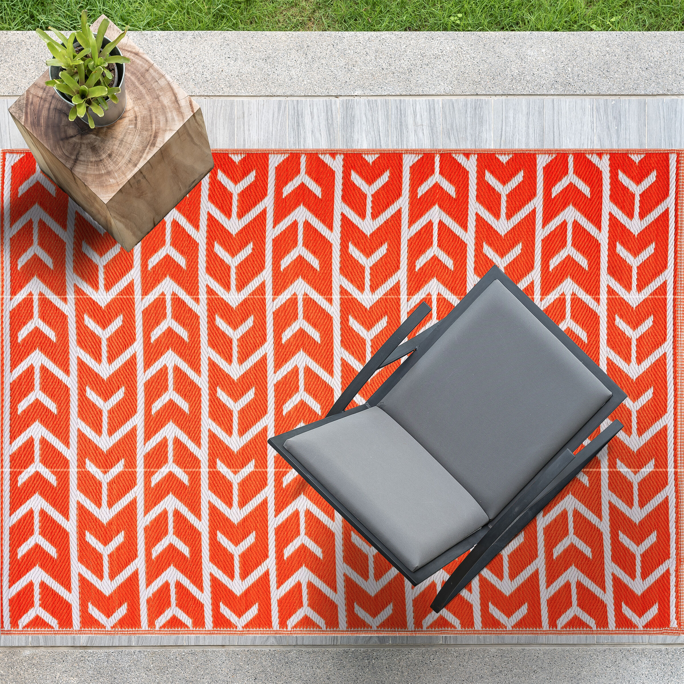 Playa Rug PLY-F-AMS-OW-8X10 8 x 10 (ft) Polypropylene Amsterdam-Orange White Rectangular Indoor/Outdoor Geometric Area rug