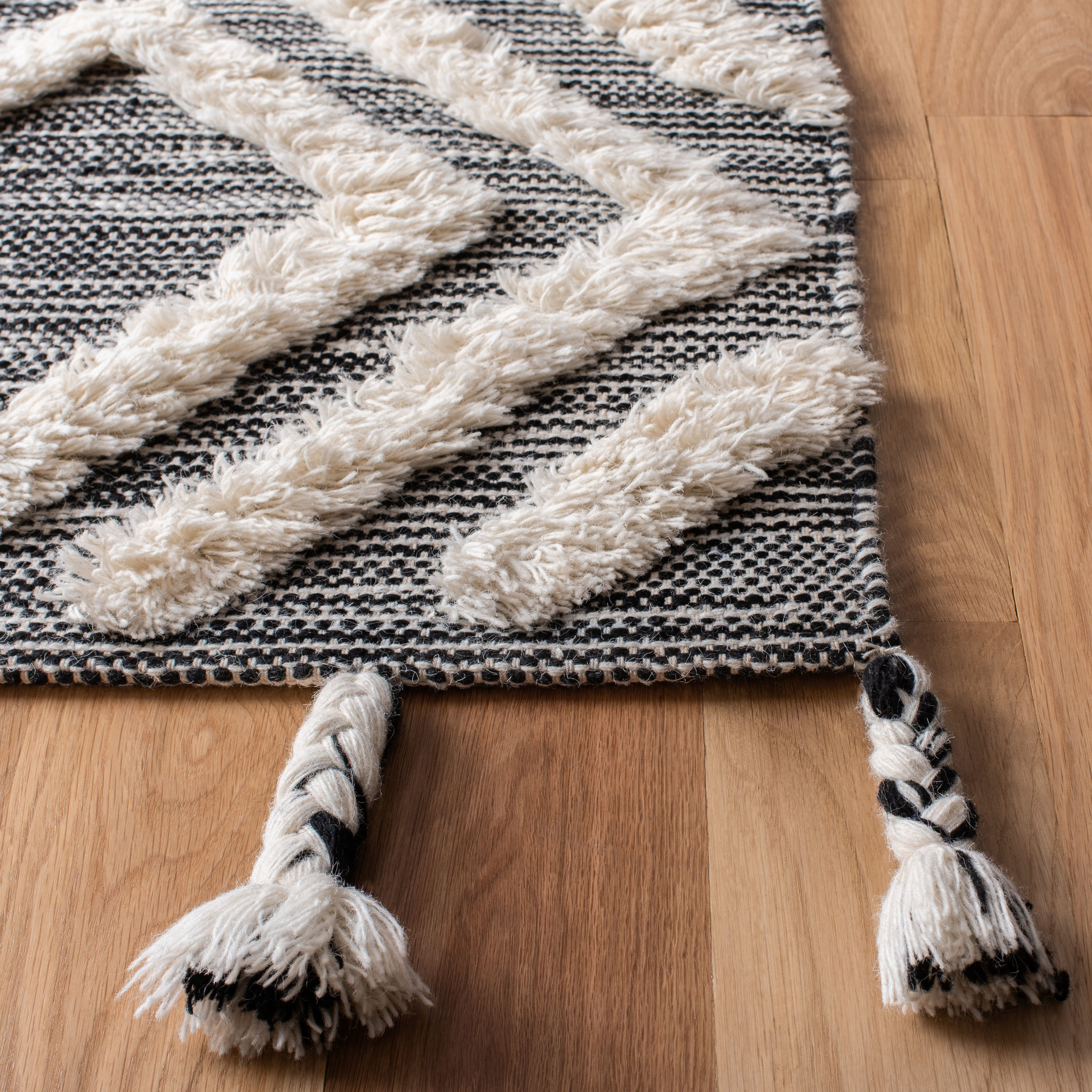 Safavieh KNY331Z-7SQ rugs - View #3