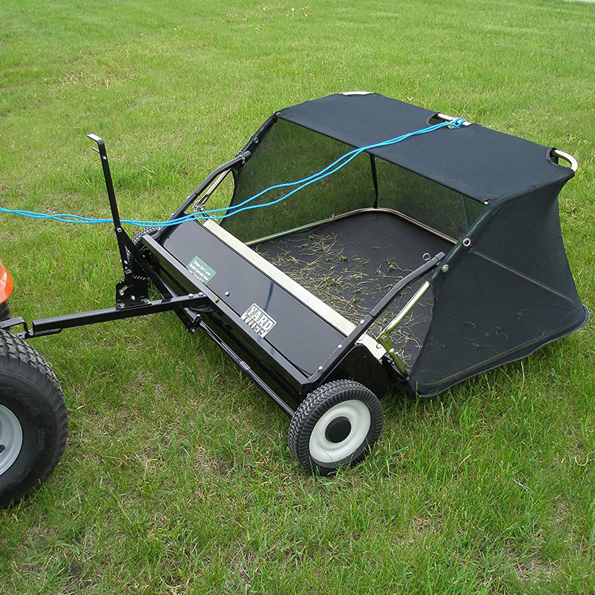 Yard Tuff YTF-48STQA lawnsweeper - View #9