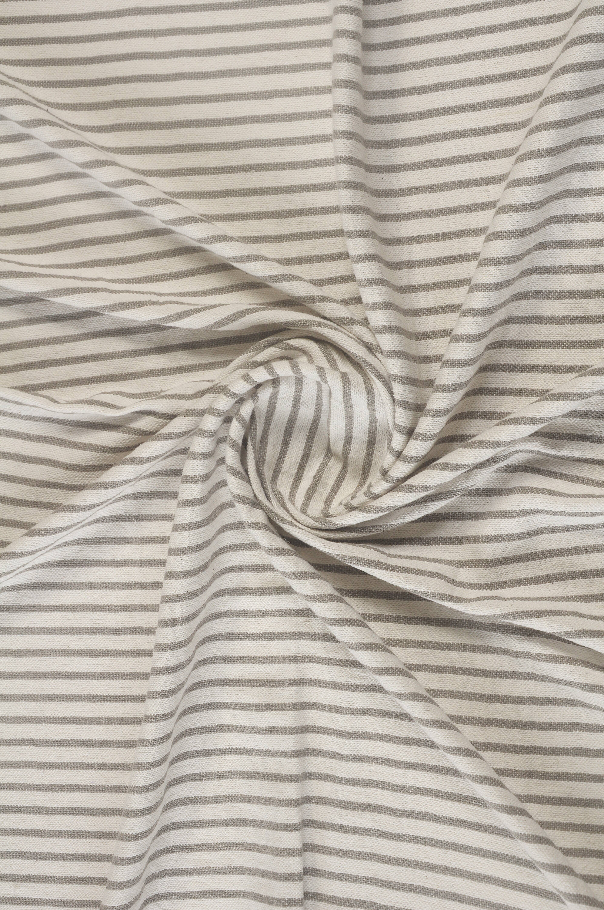 LR Home 2522A9084934J8 Blankets-And-Throws - View #4