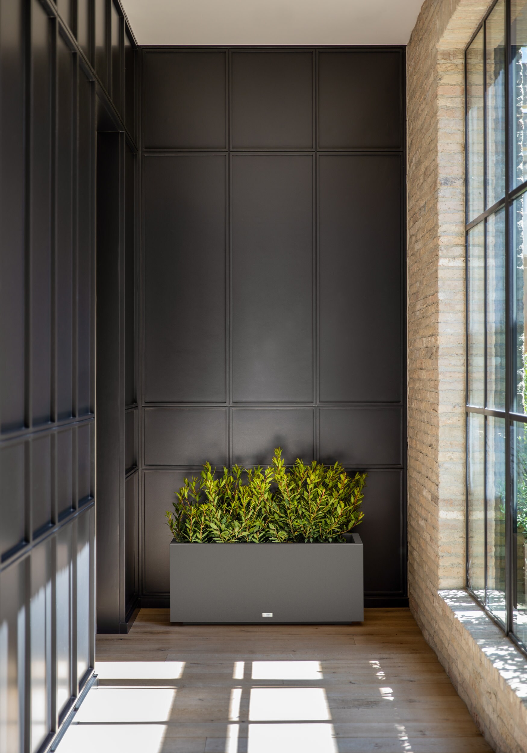 Veradek LBXVLGG Planter-Window-Box - View #5