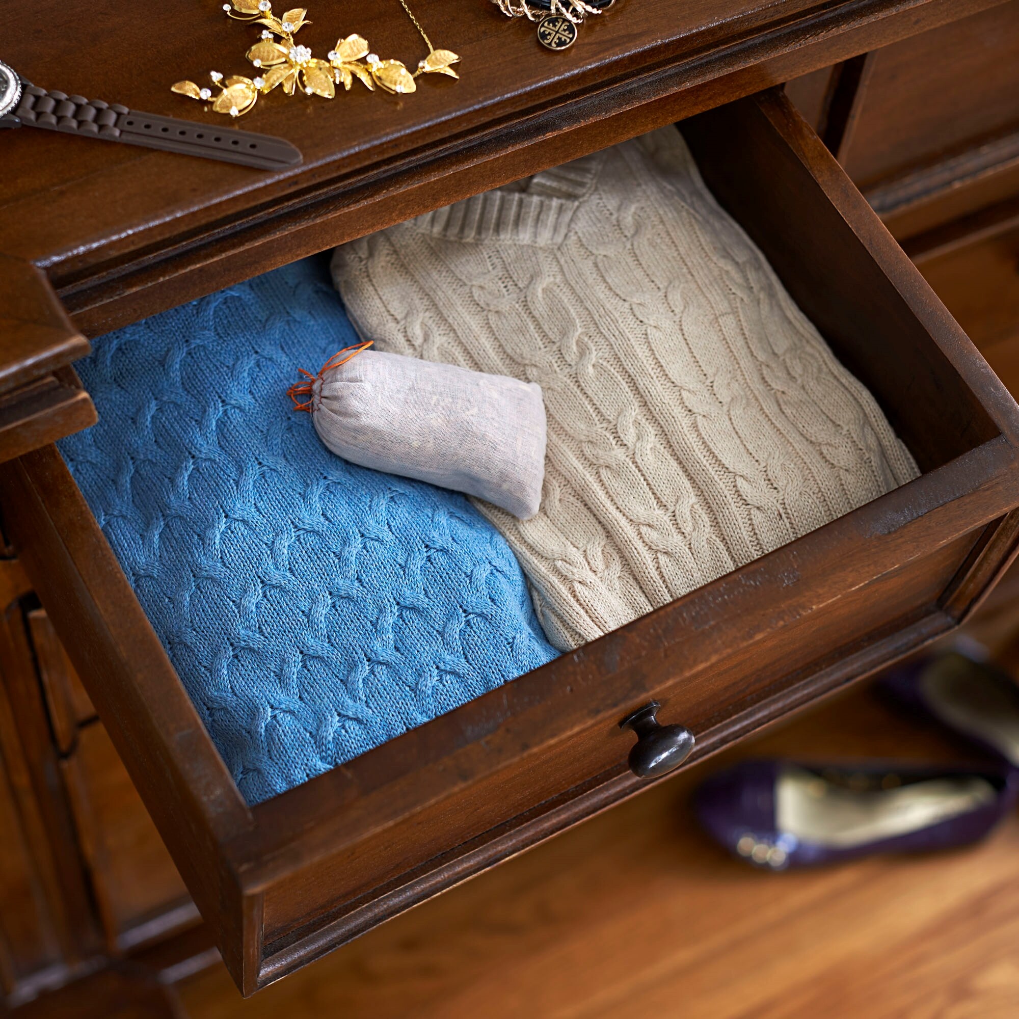 Household Essentials HH55904 Wood-Closet-Accessories - View #2