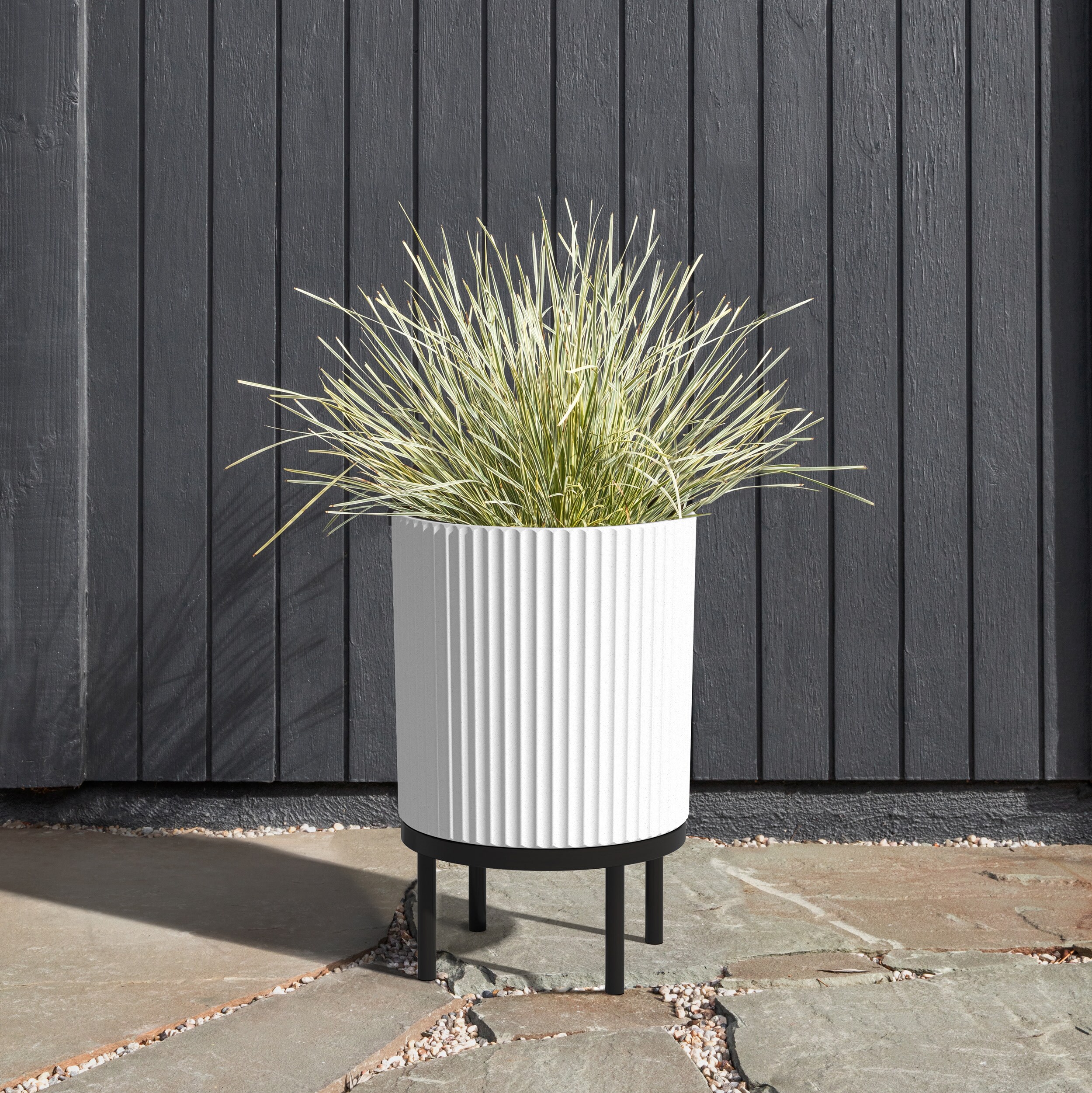 Veradek DMSTV16WBL Planter-Window-Box - View #6