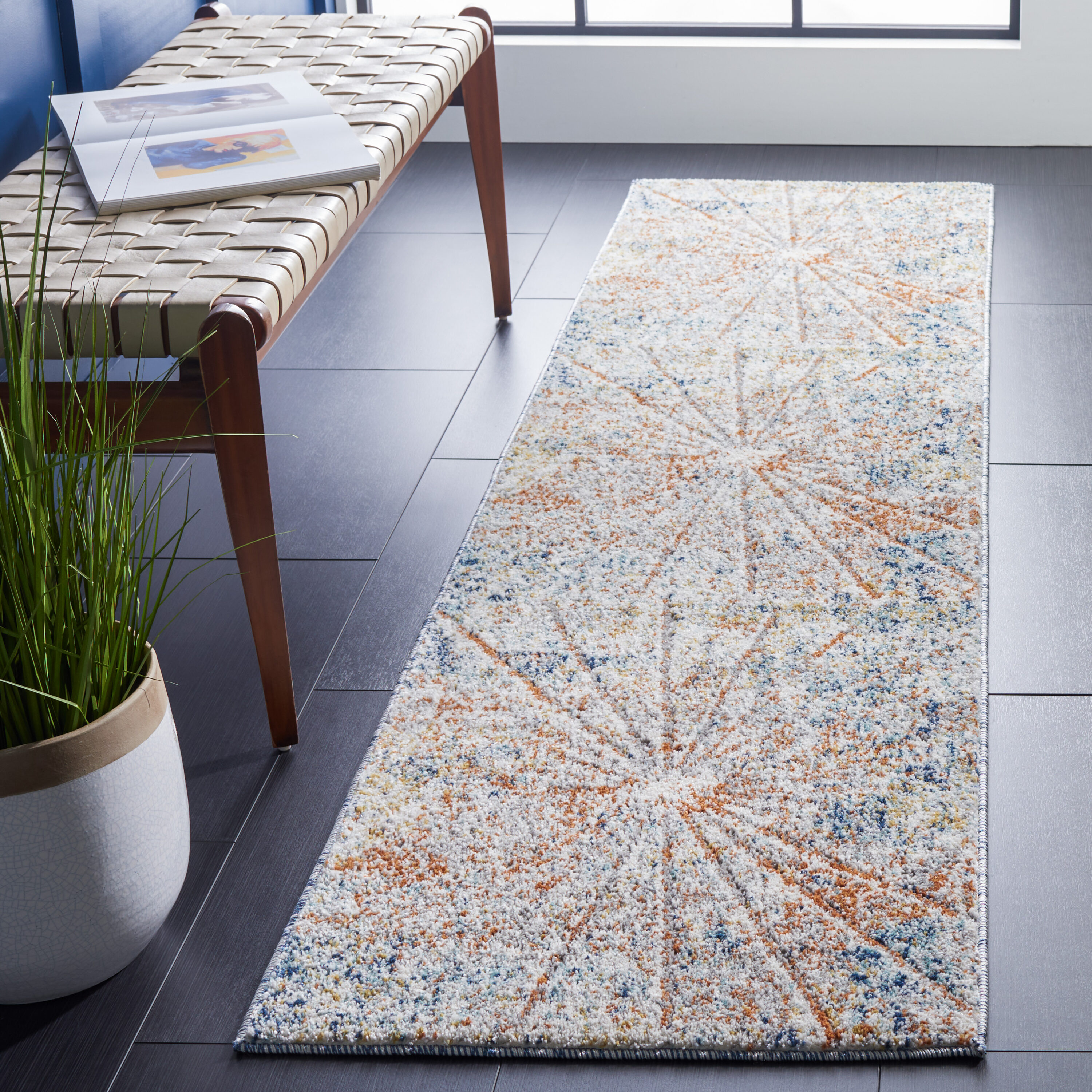 Aston 728N Ivory Navy 2ft x 8ft Runner Rug