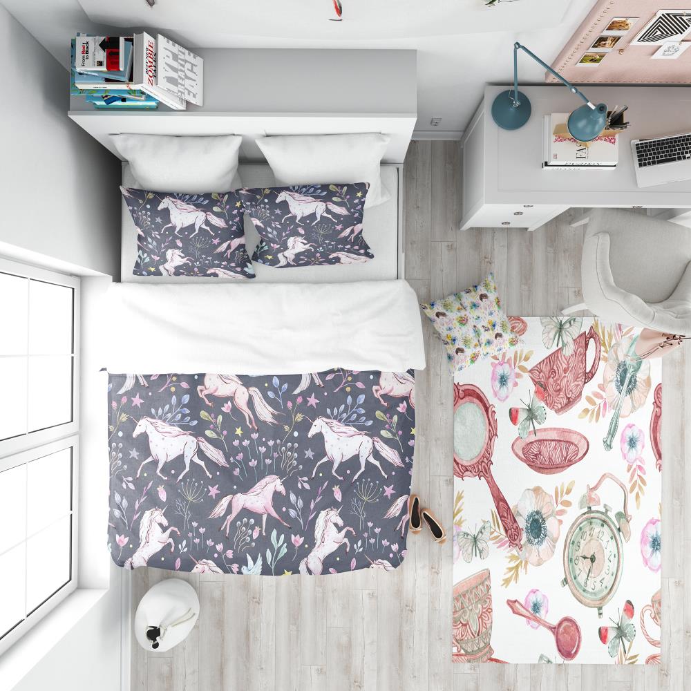 Designart BED18673-Q bedding - View #3