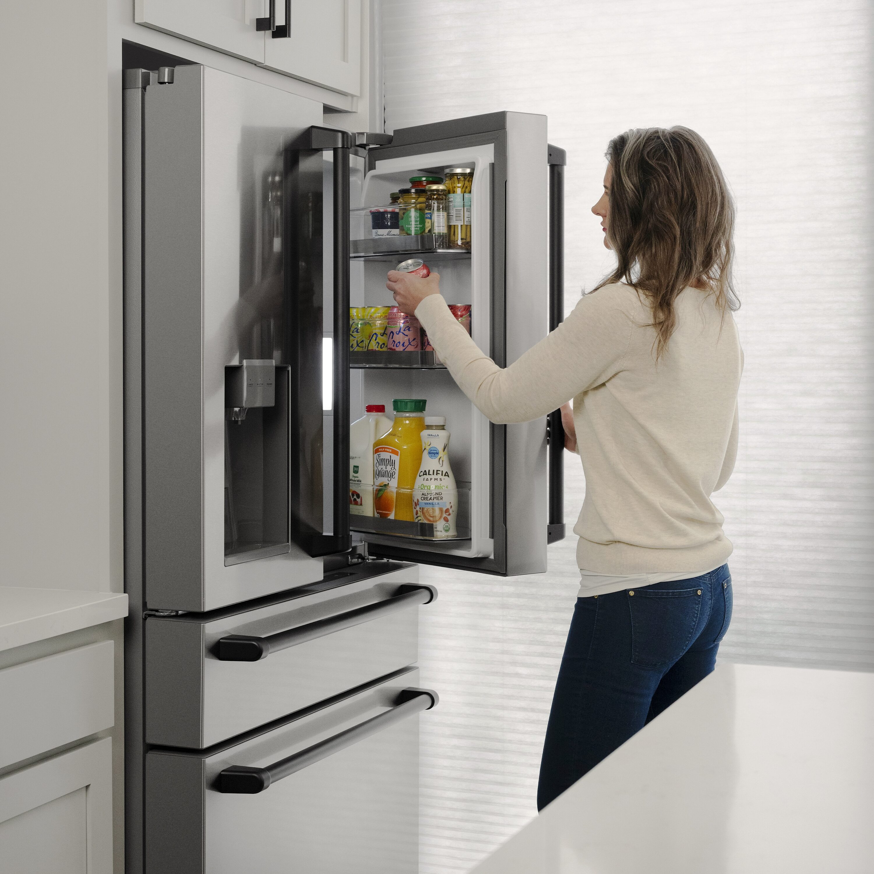 ZLINE KITCHEN & BATH RFMZ-W-36-MB French-Door-Refrigerators - View #14