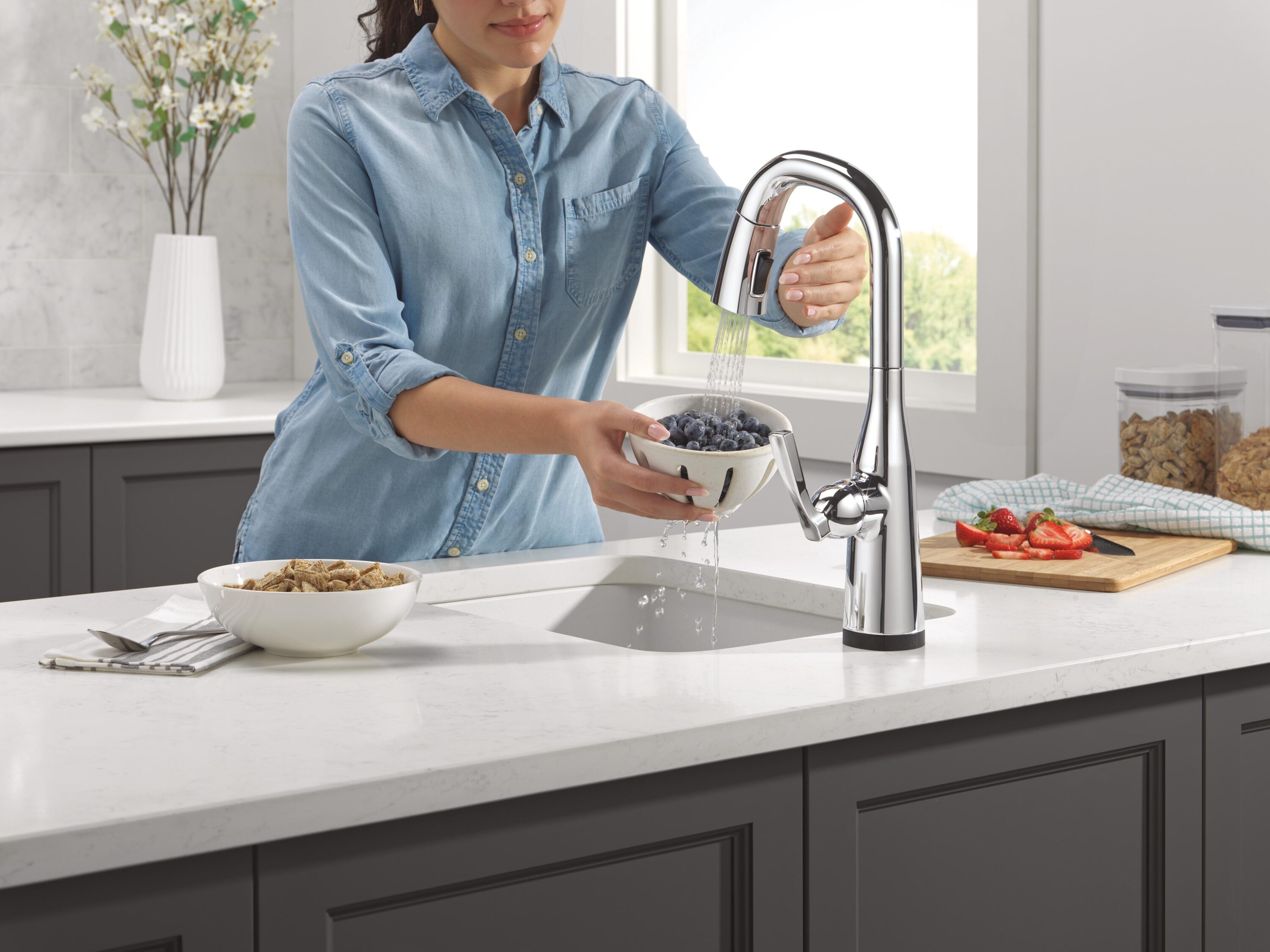 Delta 9976TL-PR-DST Kitchen-Faucets - View #10