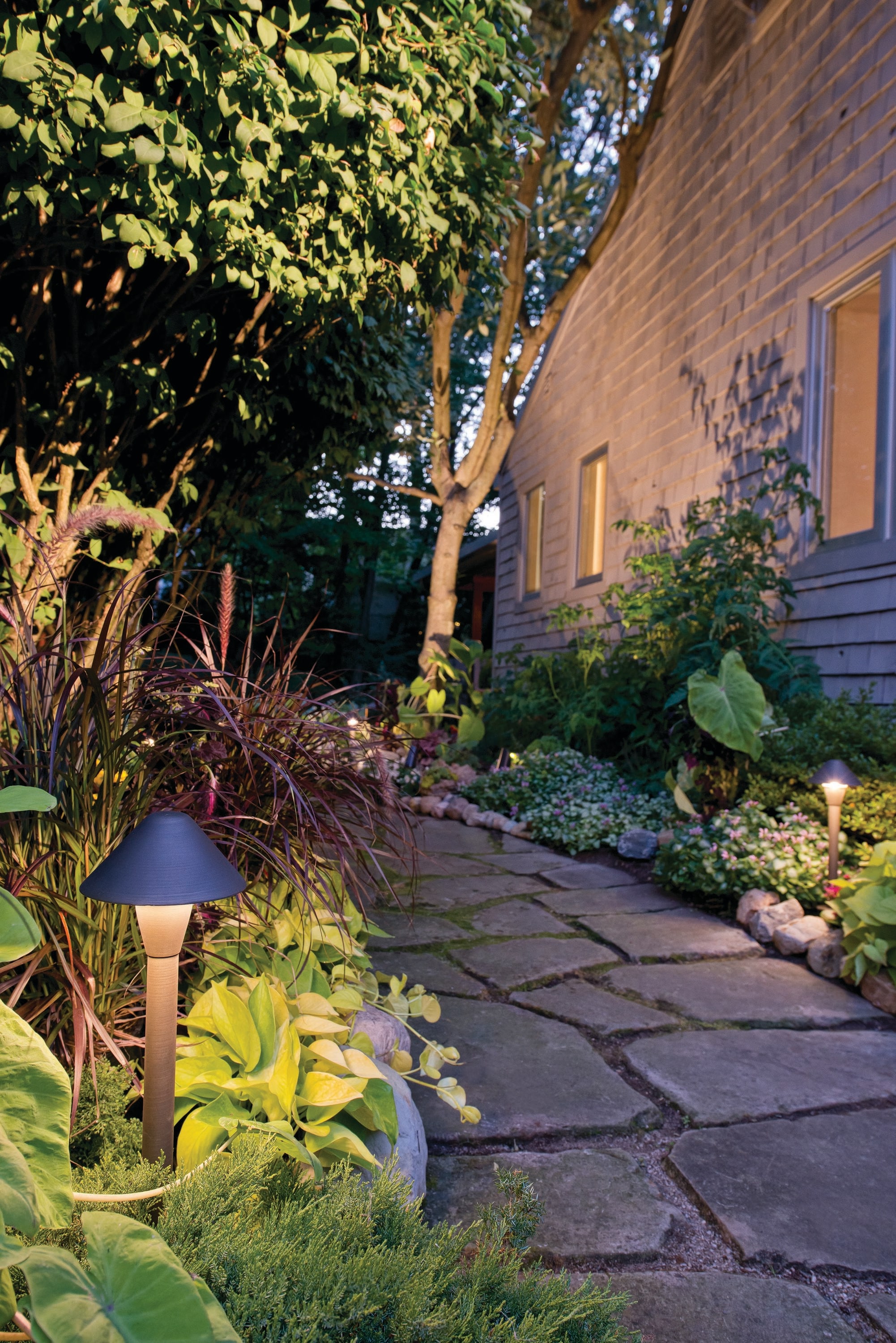 Hinkley 16016OZ-LL Path-Lights - View #8