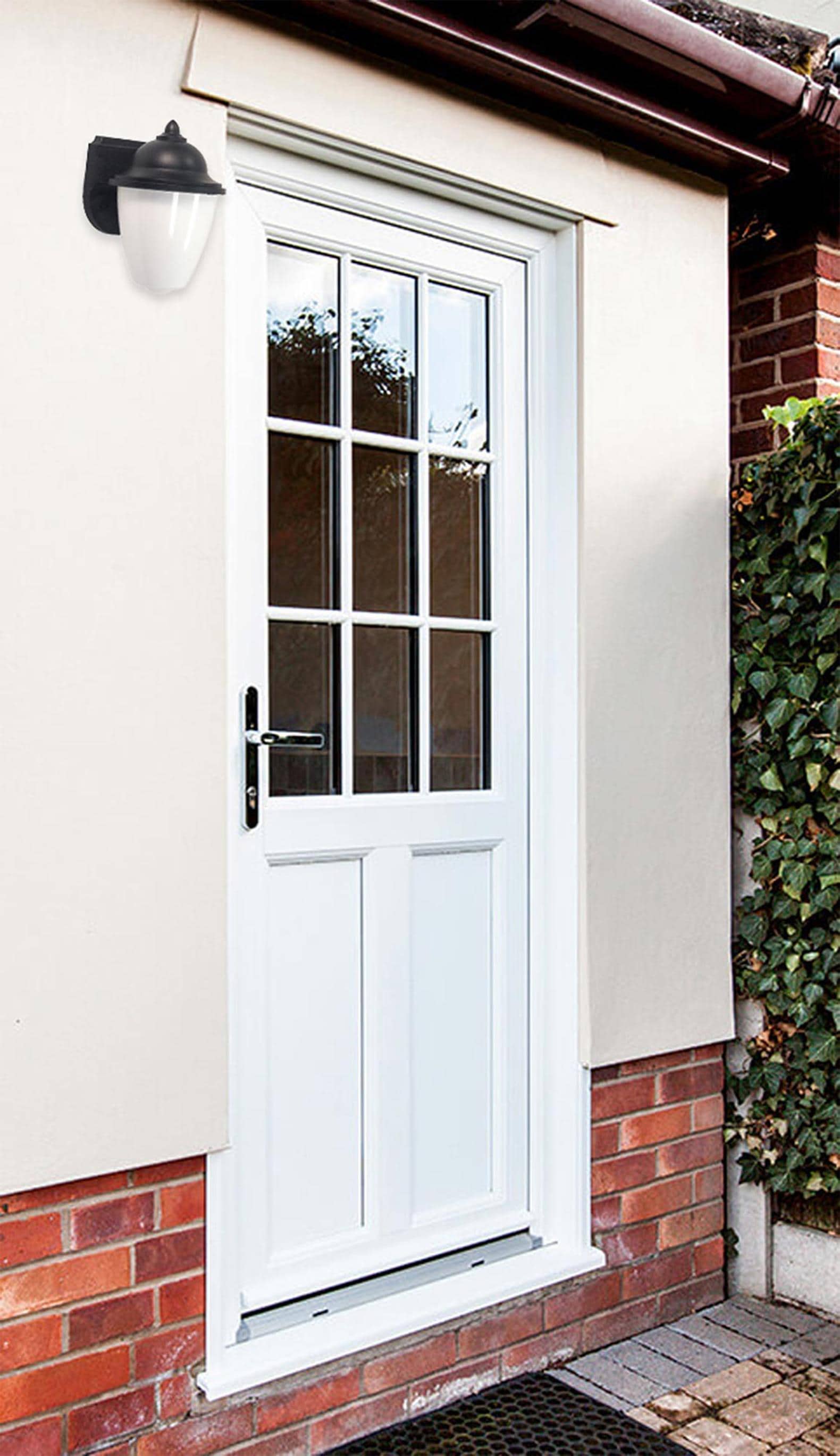 Solus SPC785-LE26W-BK Outdoor-Wall-Lighting - View #2