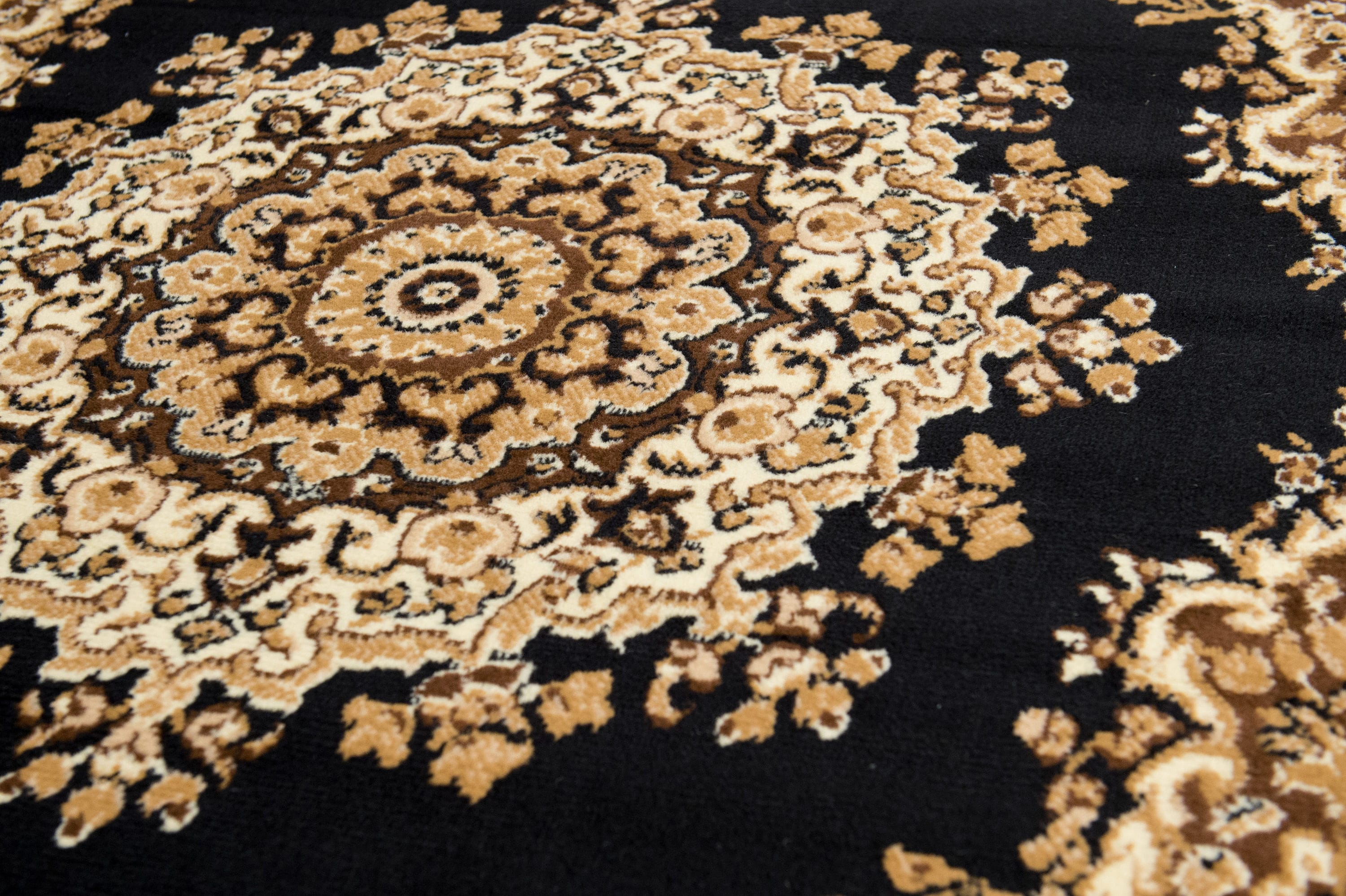United Weavers Of America 851 10170 58 rugs - View #4