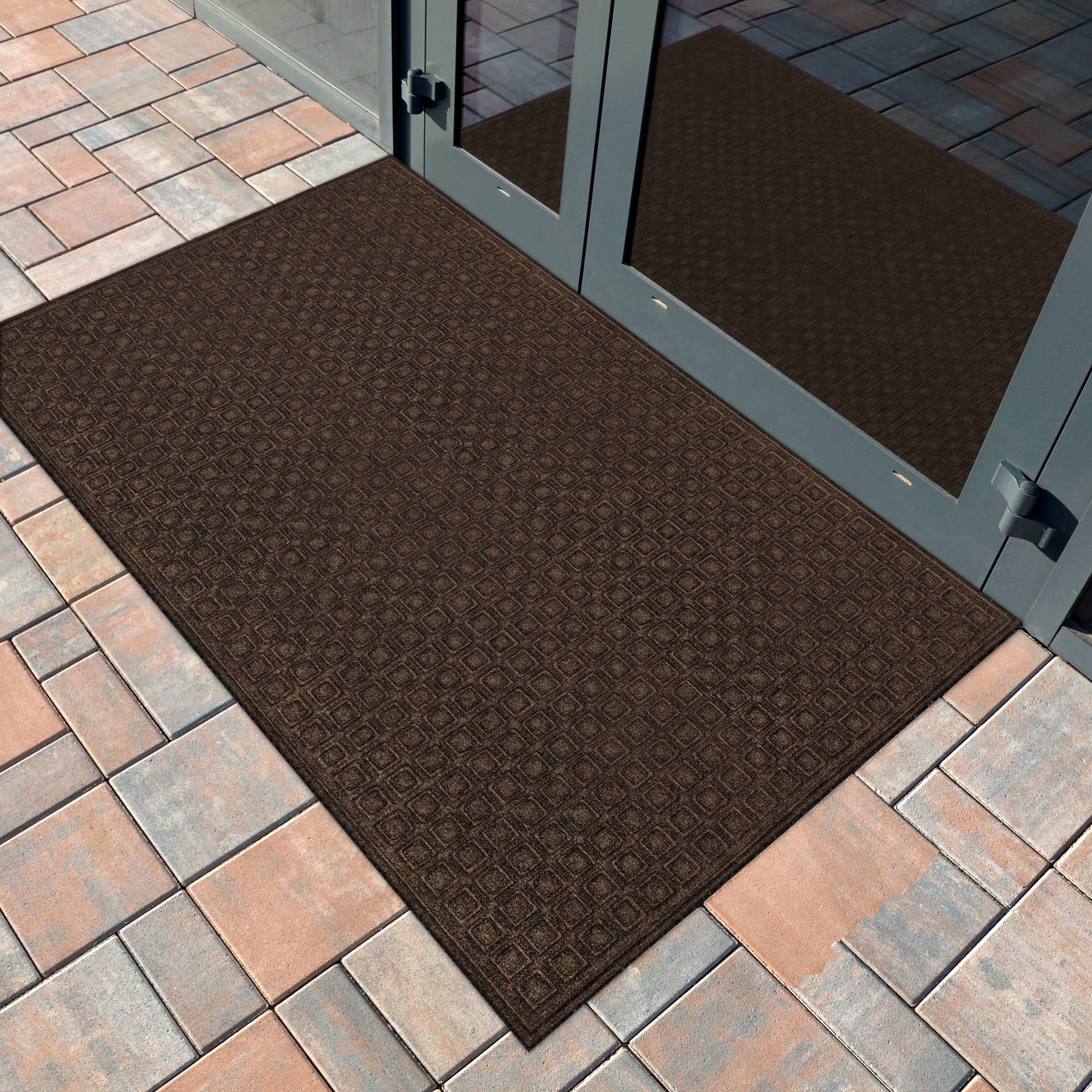 Apache Mills, Inc. 36-in x 60-in Walnut Non-Slip Grip Indoor or outdoor Utility Mat
