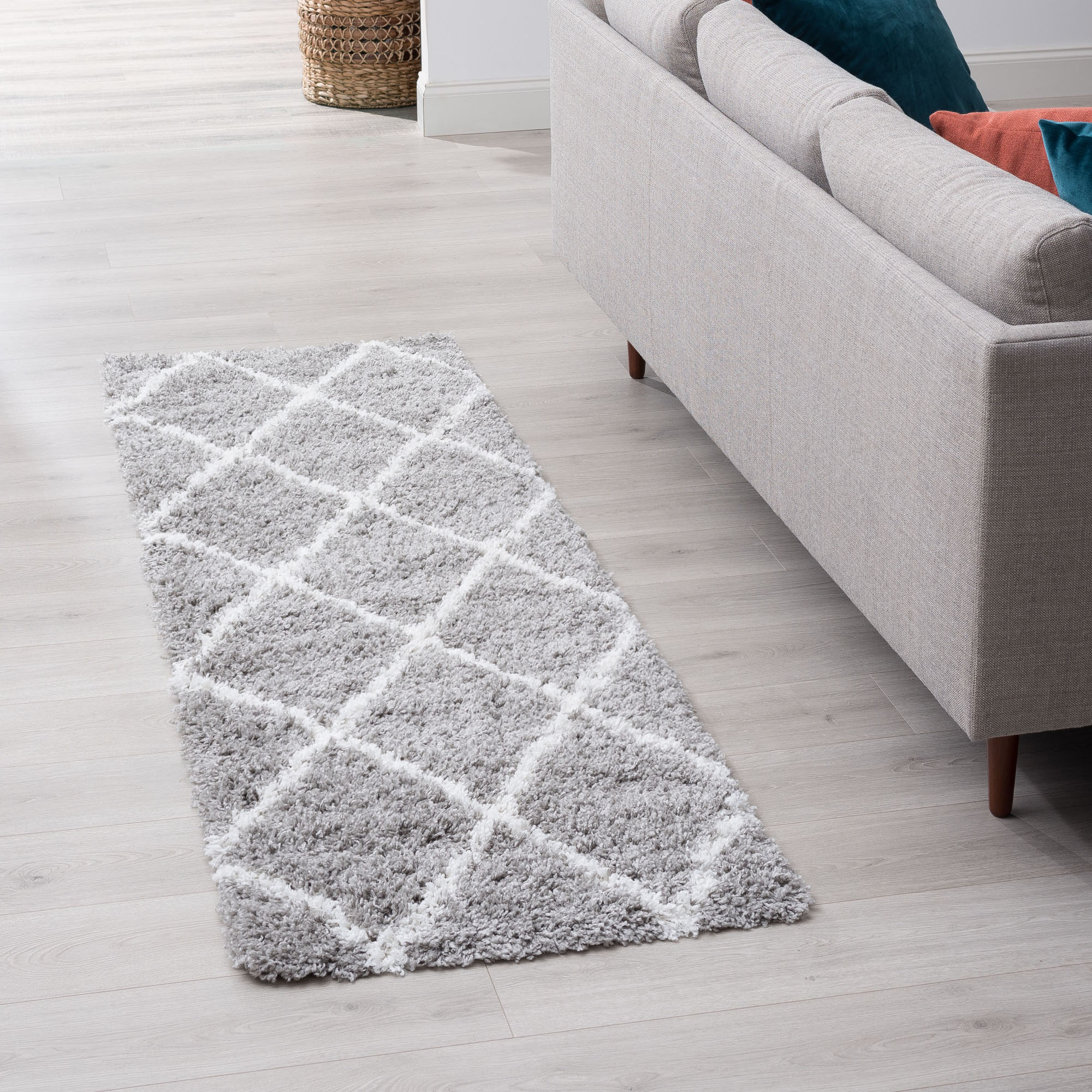 Tayse JRS1102 2X8 Jersey Shag 2 x 8 (ft) Loomed Polypropylene Silver Rectangular Indoor Runner rug