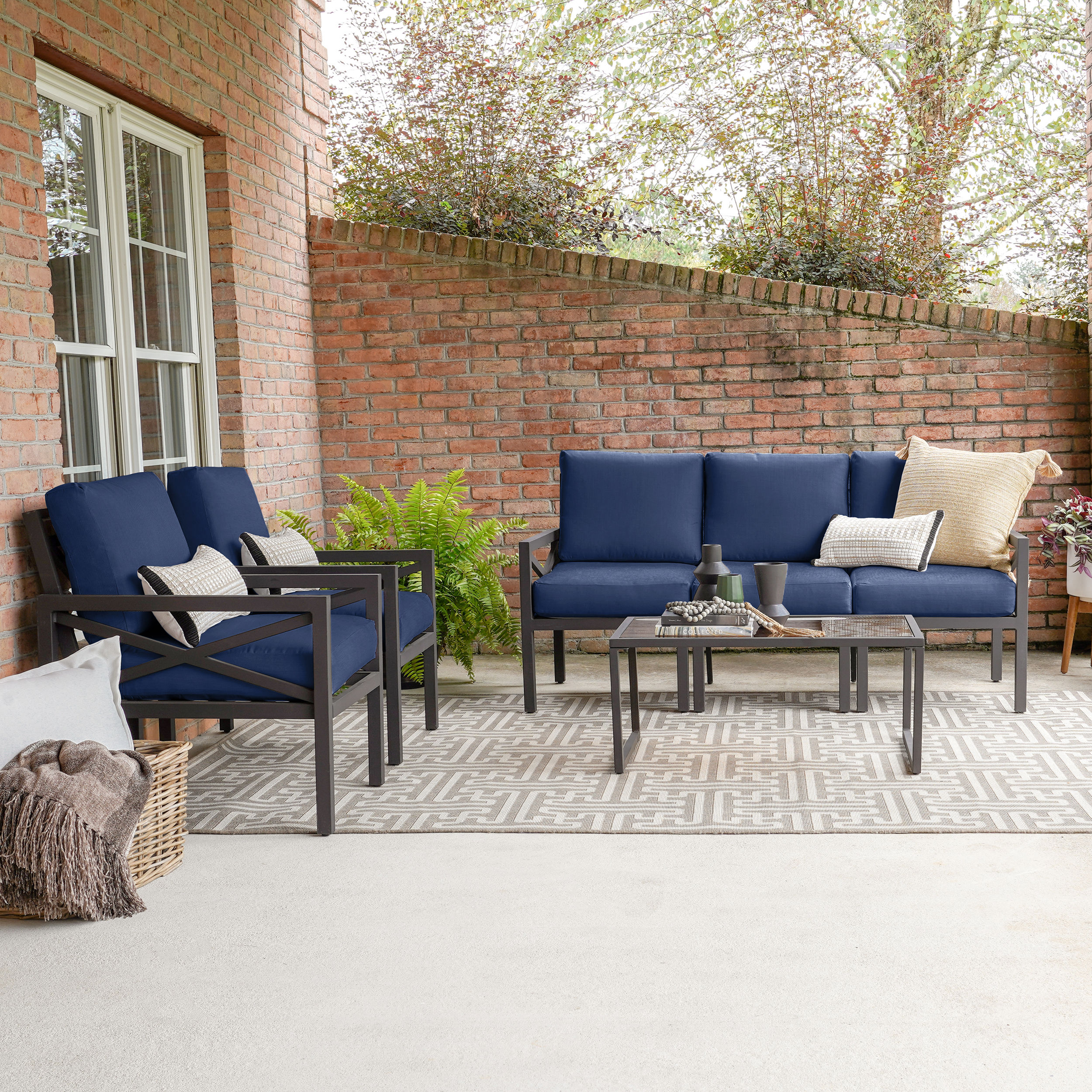 Leisure Made 639288-NVY Blakely 6-Piece Patio Sofa Conversation Set with Blue Cushions