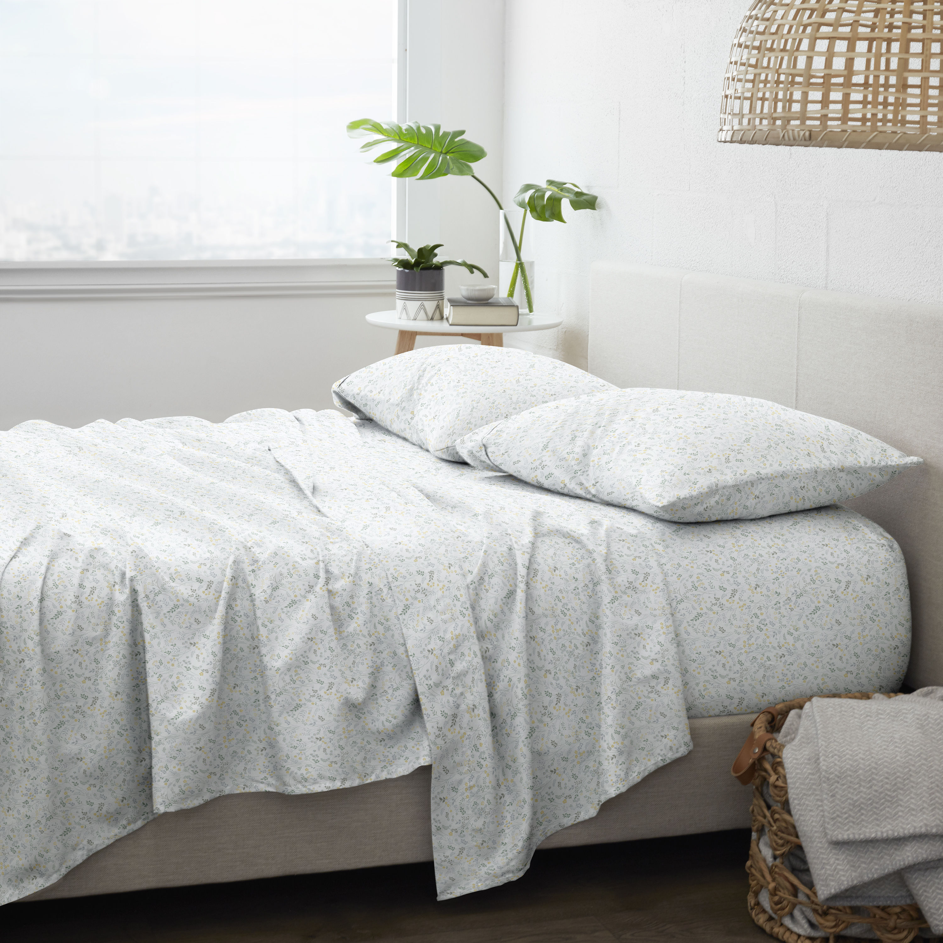 Ienjoy Home IH-4PC-WDF-K-LB King 20000 -Thread Count Microfiber Light Blue 4 -Piece Bed Sheet Set