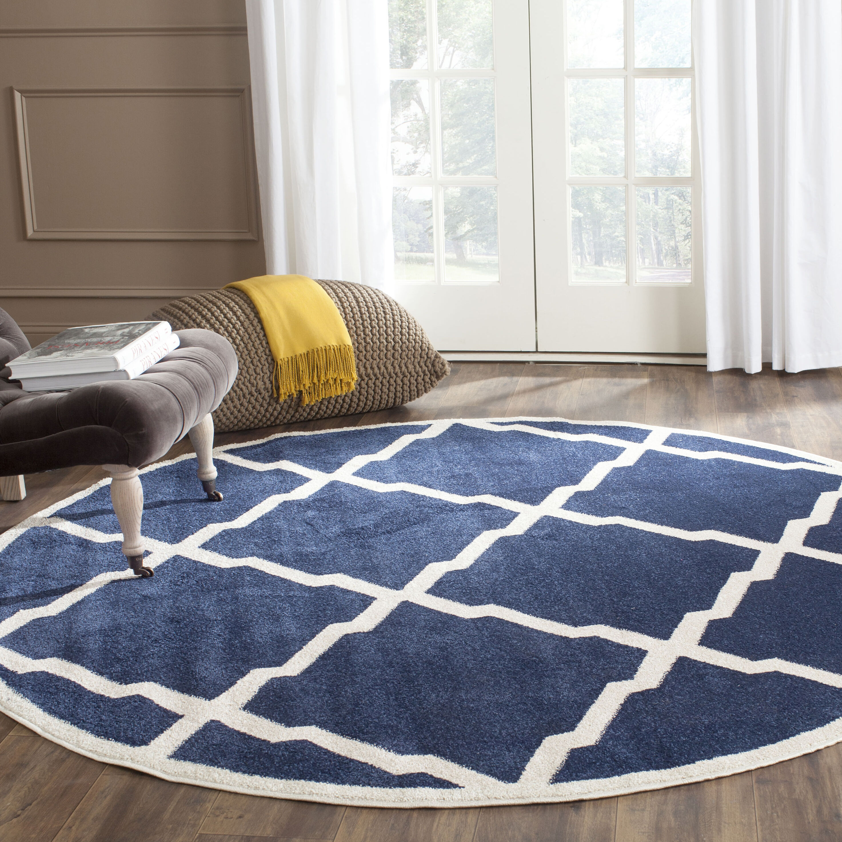 Safavieh AMT421P-7R Amherst Lowell 7 x 7 (ft) Loomed Synthetic Navy/Beige Round Indoor Trellis Farmhouse/Cottage Area rug