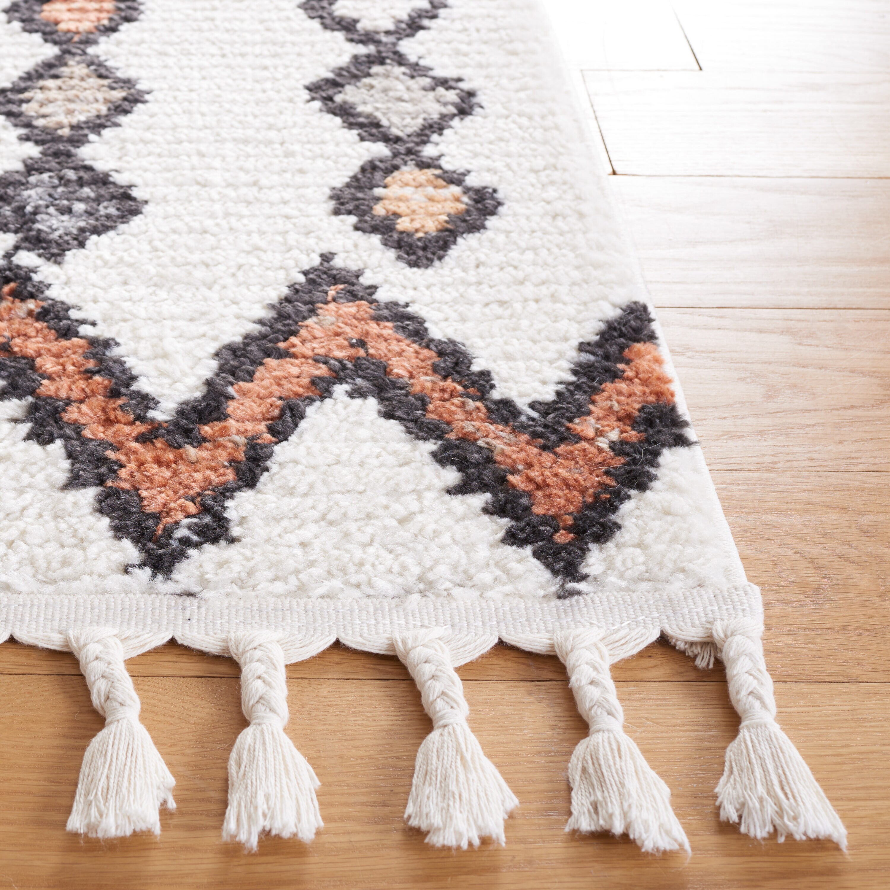 Safavieh MRT105A-5 rugs - View #4