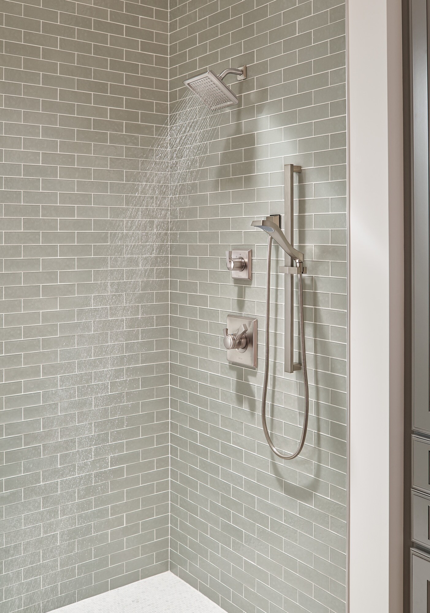 Delta T17251-SS Tub-Shower-Faucets - View #17