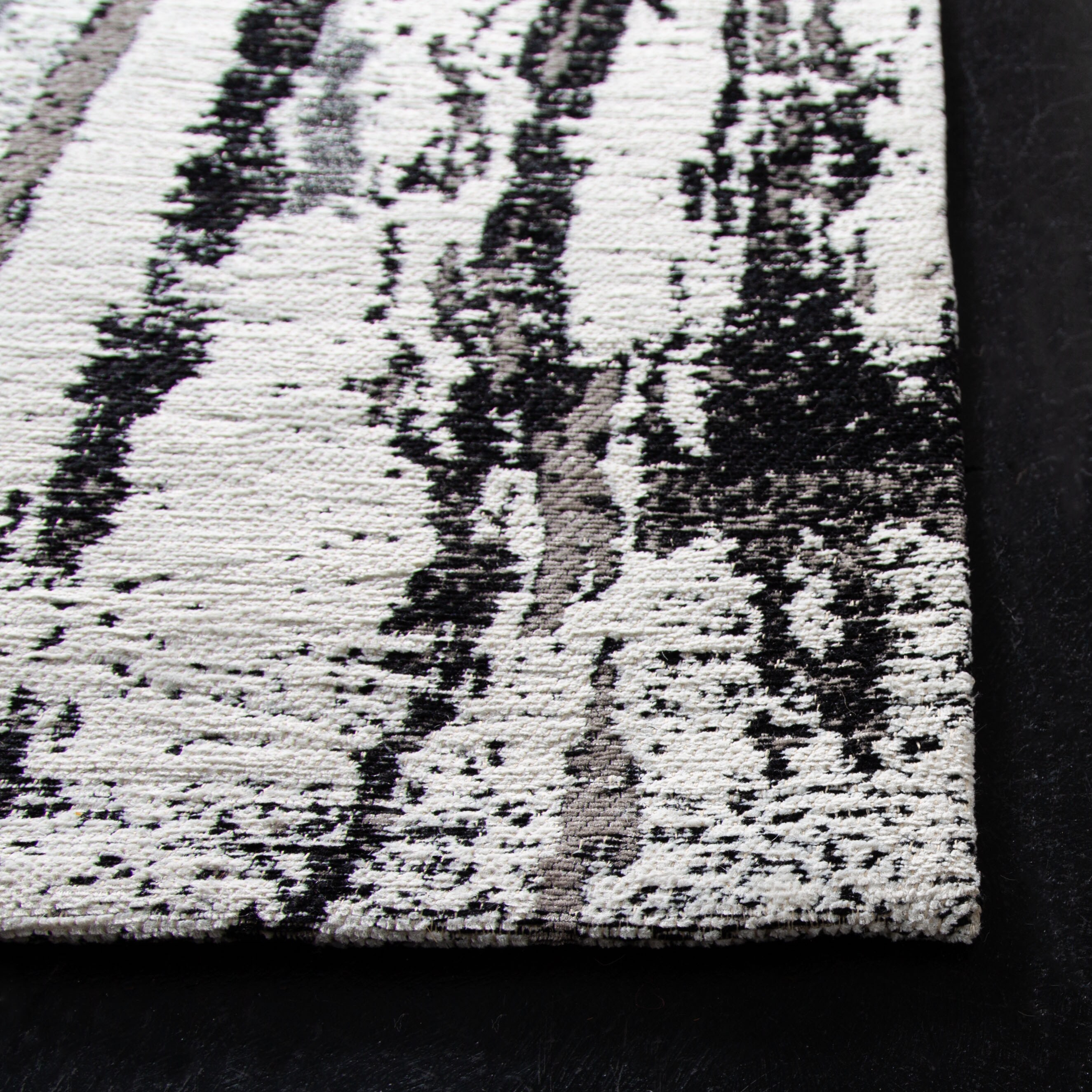 Safavieh CLV702P-28 rugs - View #4