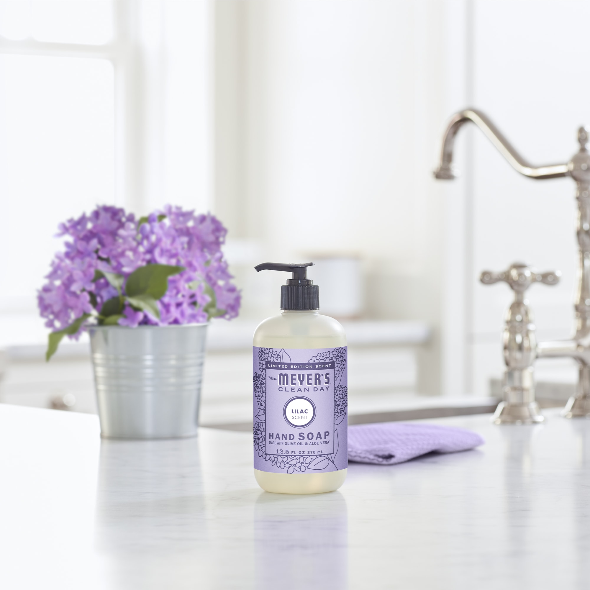 MRS MEYERS CLEAN DAY 670757 Hand-Soap-And-Sanitizers - View #2