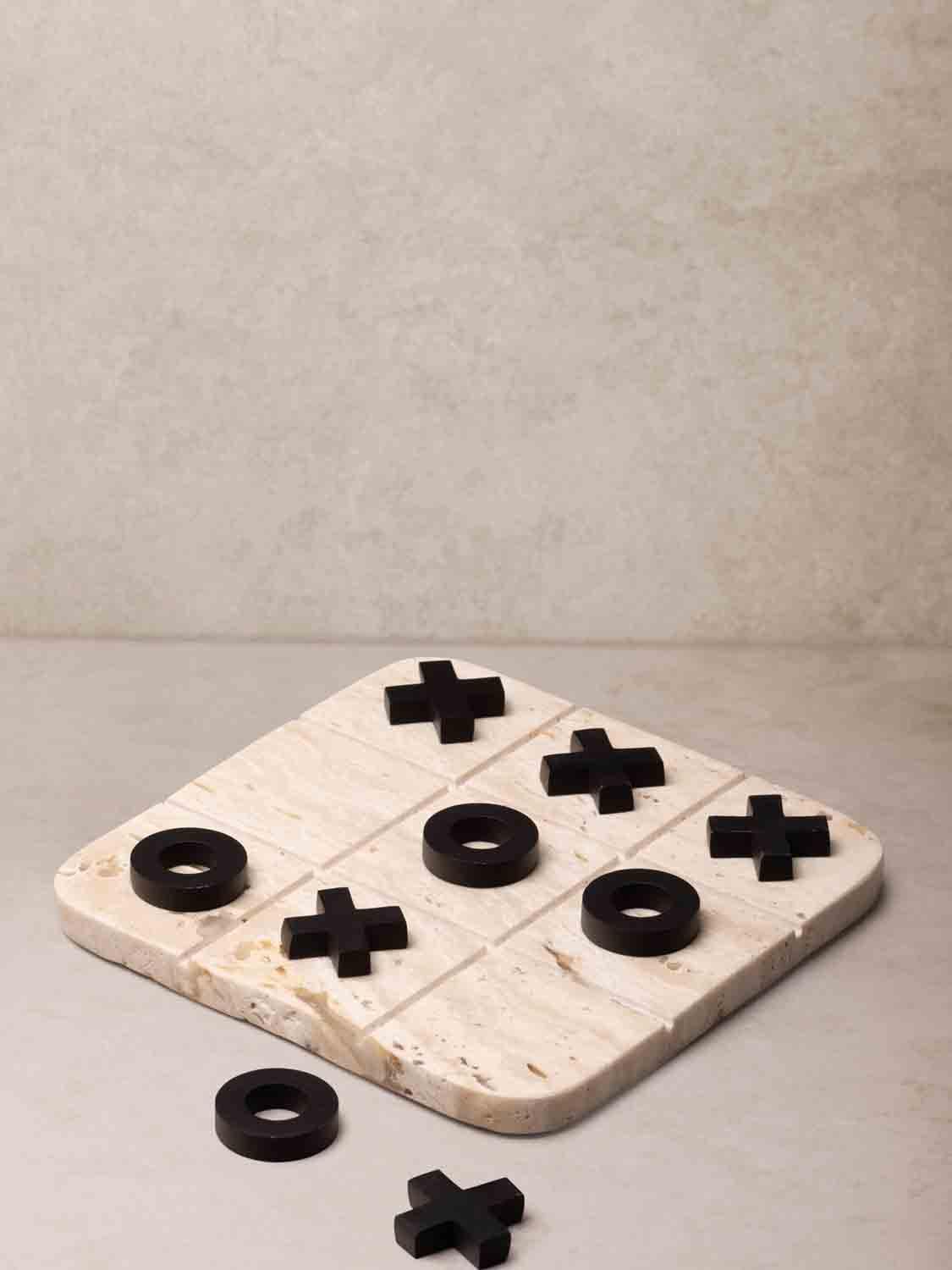 GAURI KOHLI GK51179 Monty Tic Tac Toe