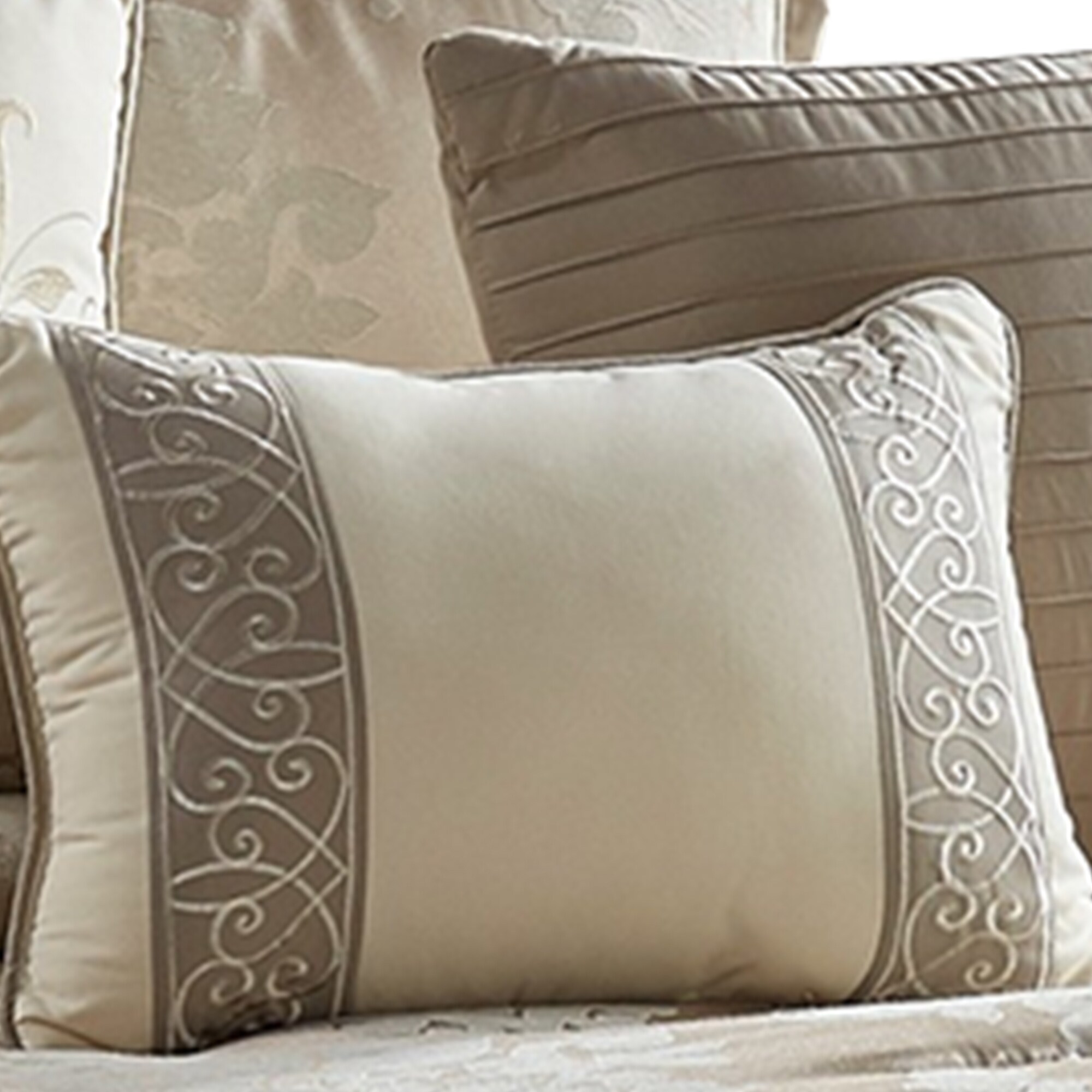 Benzara BM225169 Comforters-And-Bedspreads - View #3